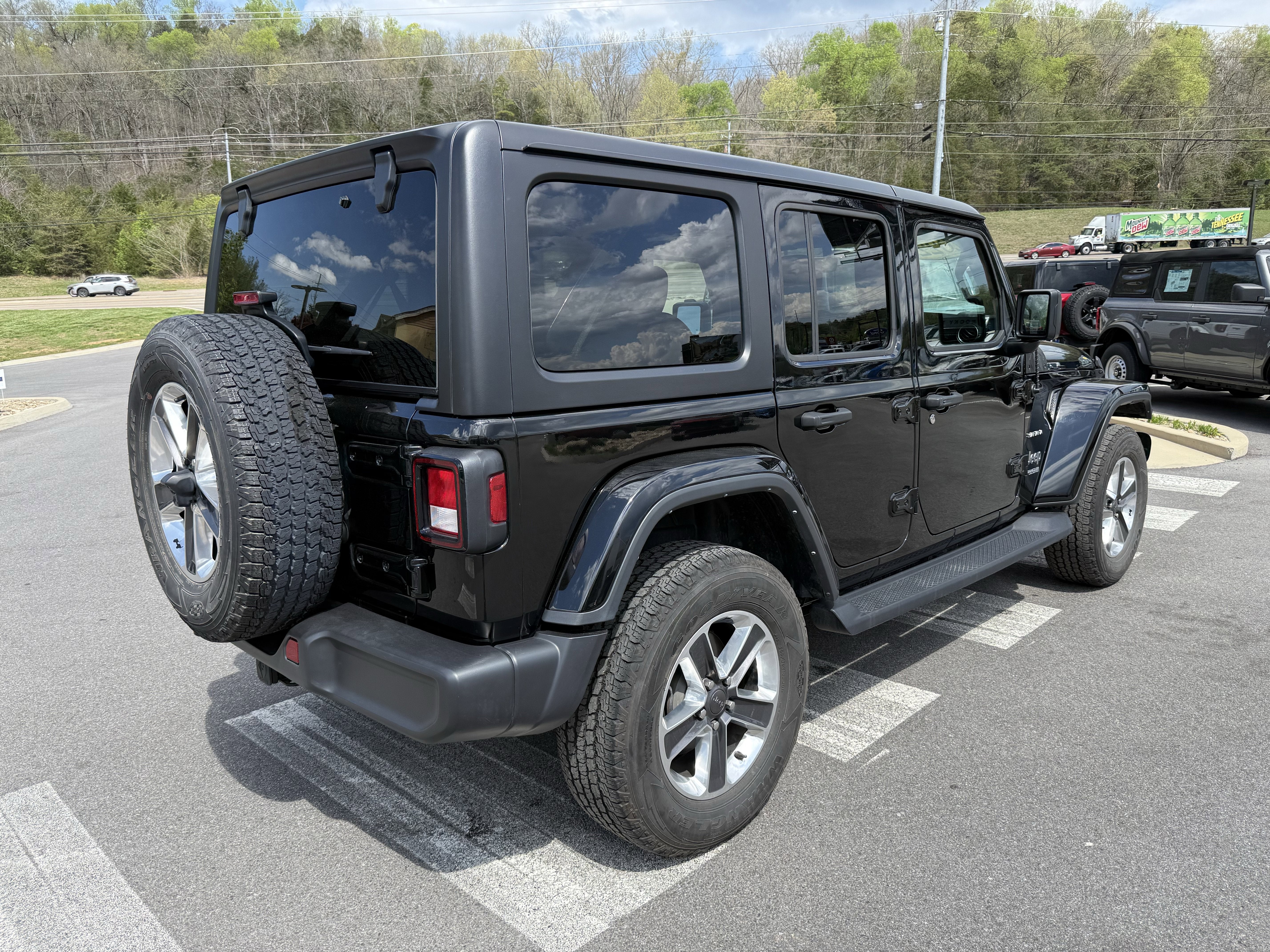 2022 Jeep Wrangler Unlimited Sahara