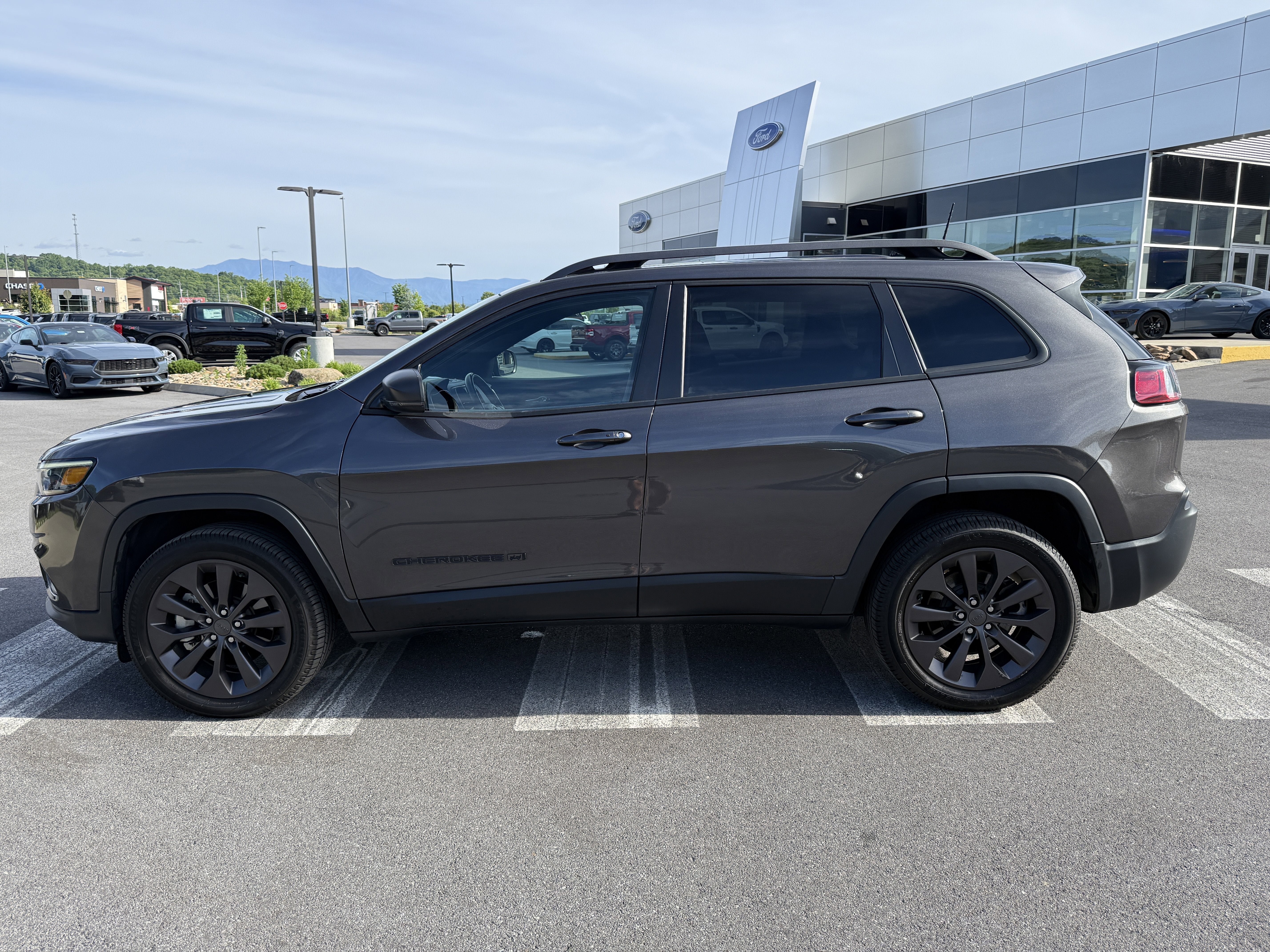 2021 Jeep Cherokee 80th Anniversary