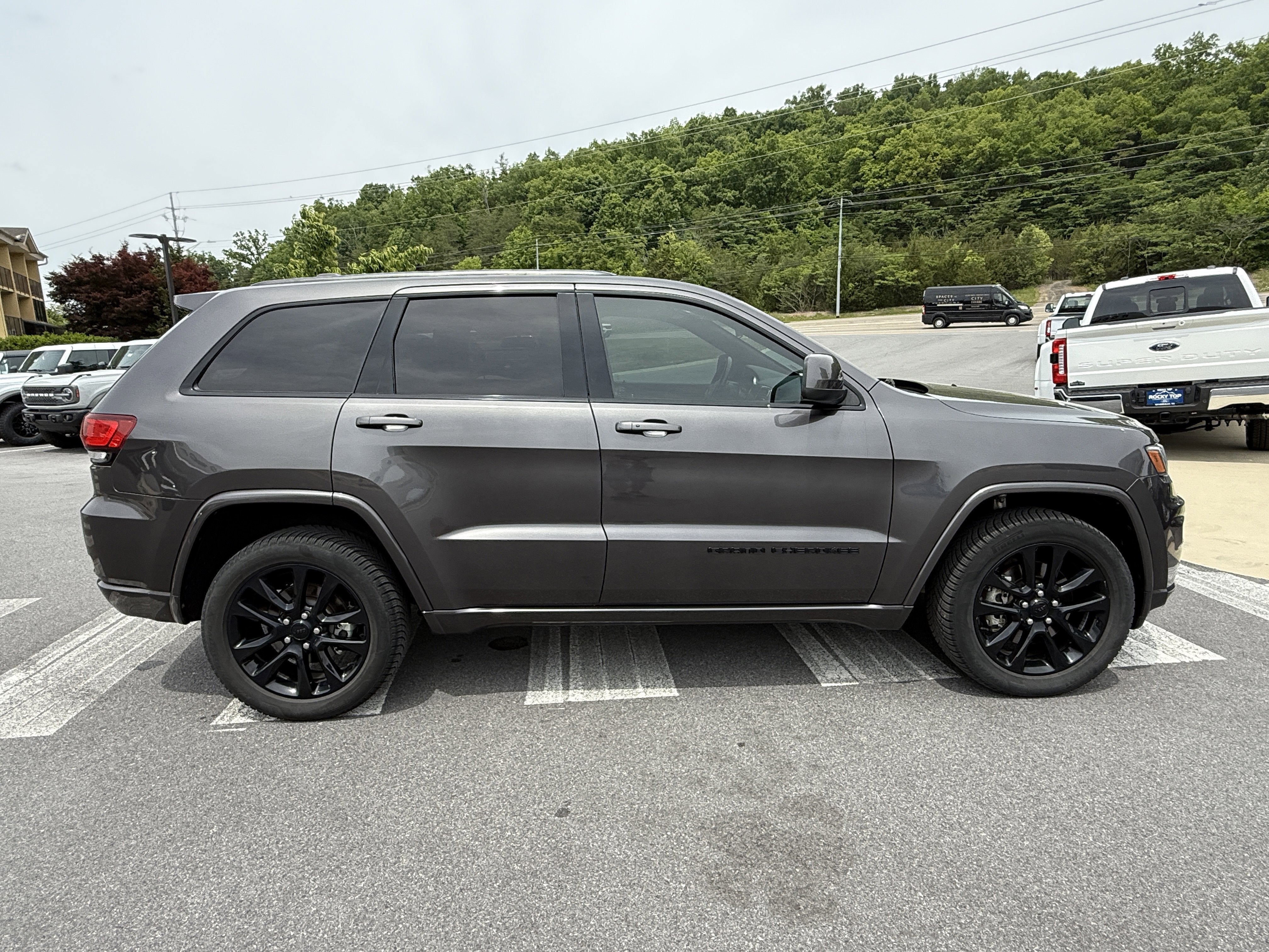 2021 Jeep Grand Cherokee Laredo X