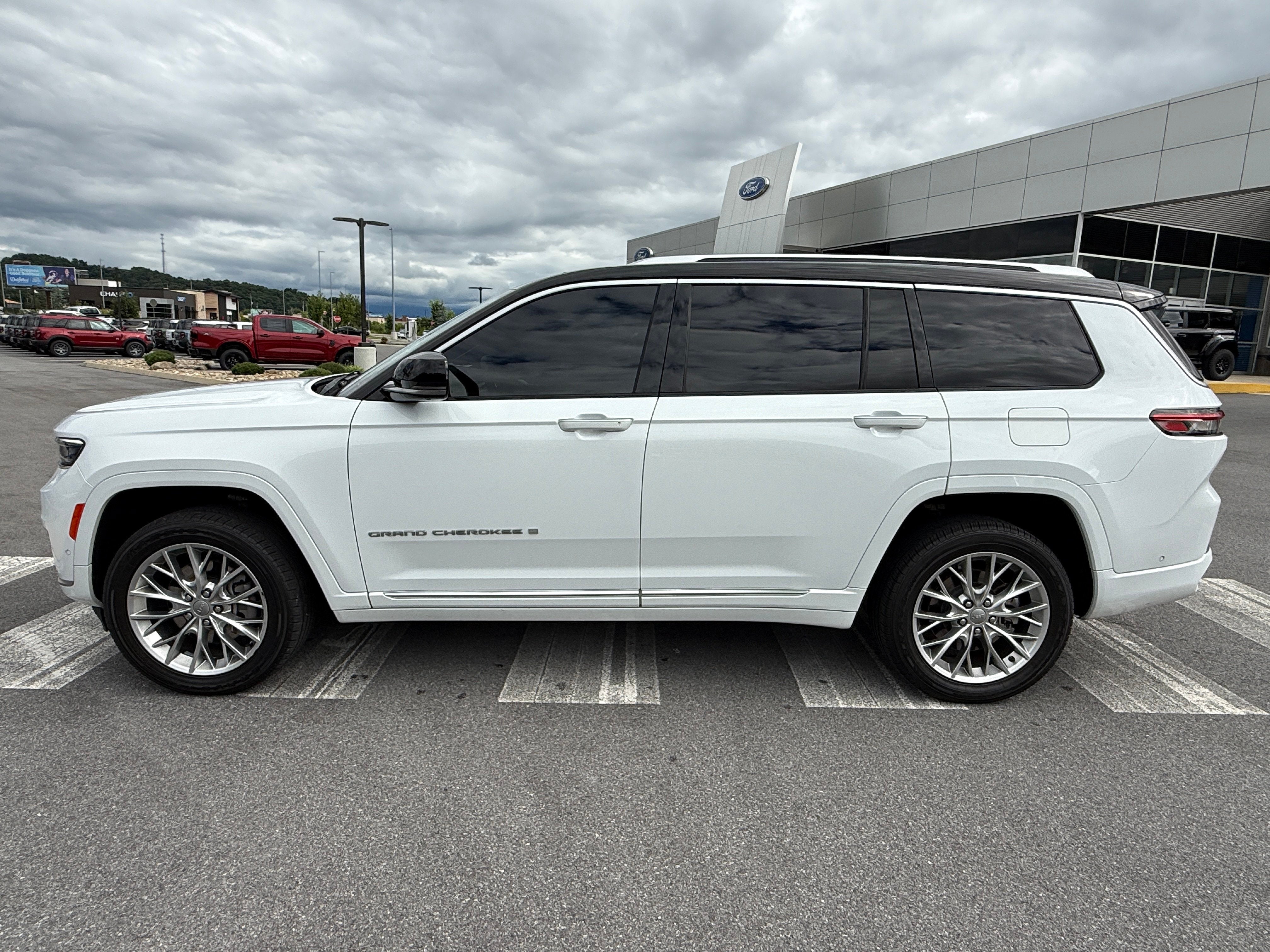 2023 Jeep Grand Cherokee L Summit