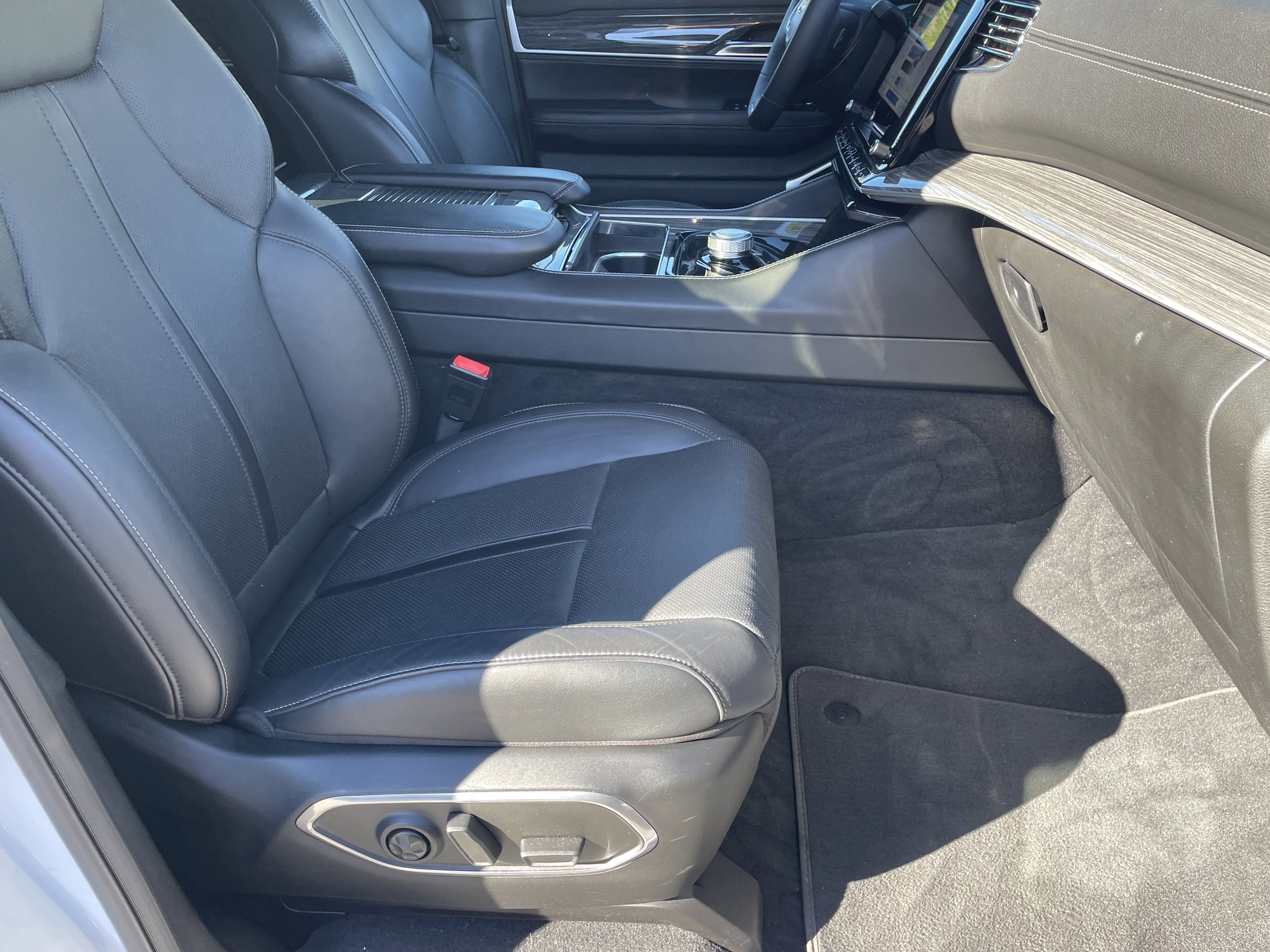 2022 Jeep Wagoneer Series II