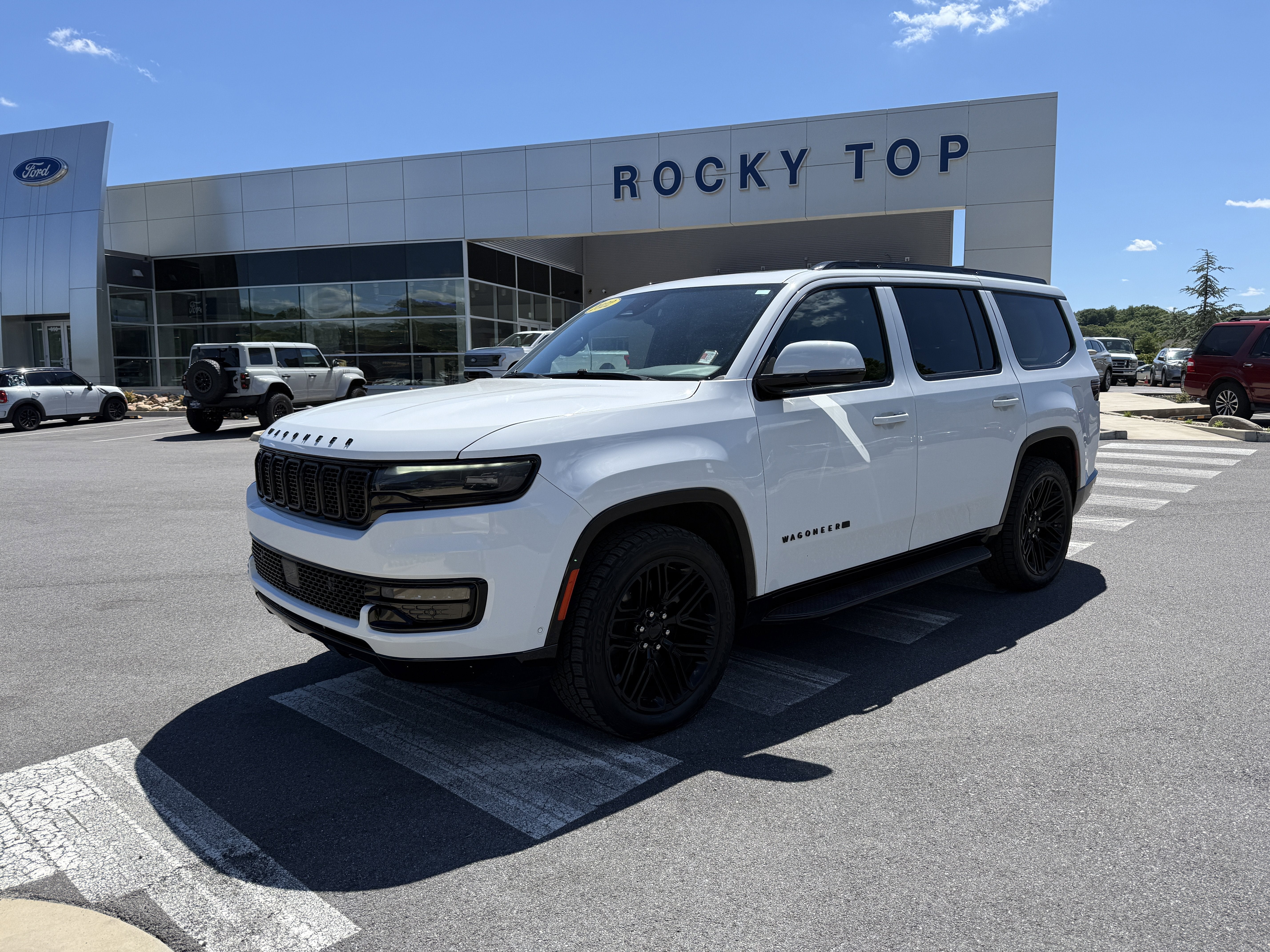 2022 Jeep Wagoneer Series I Carbide