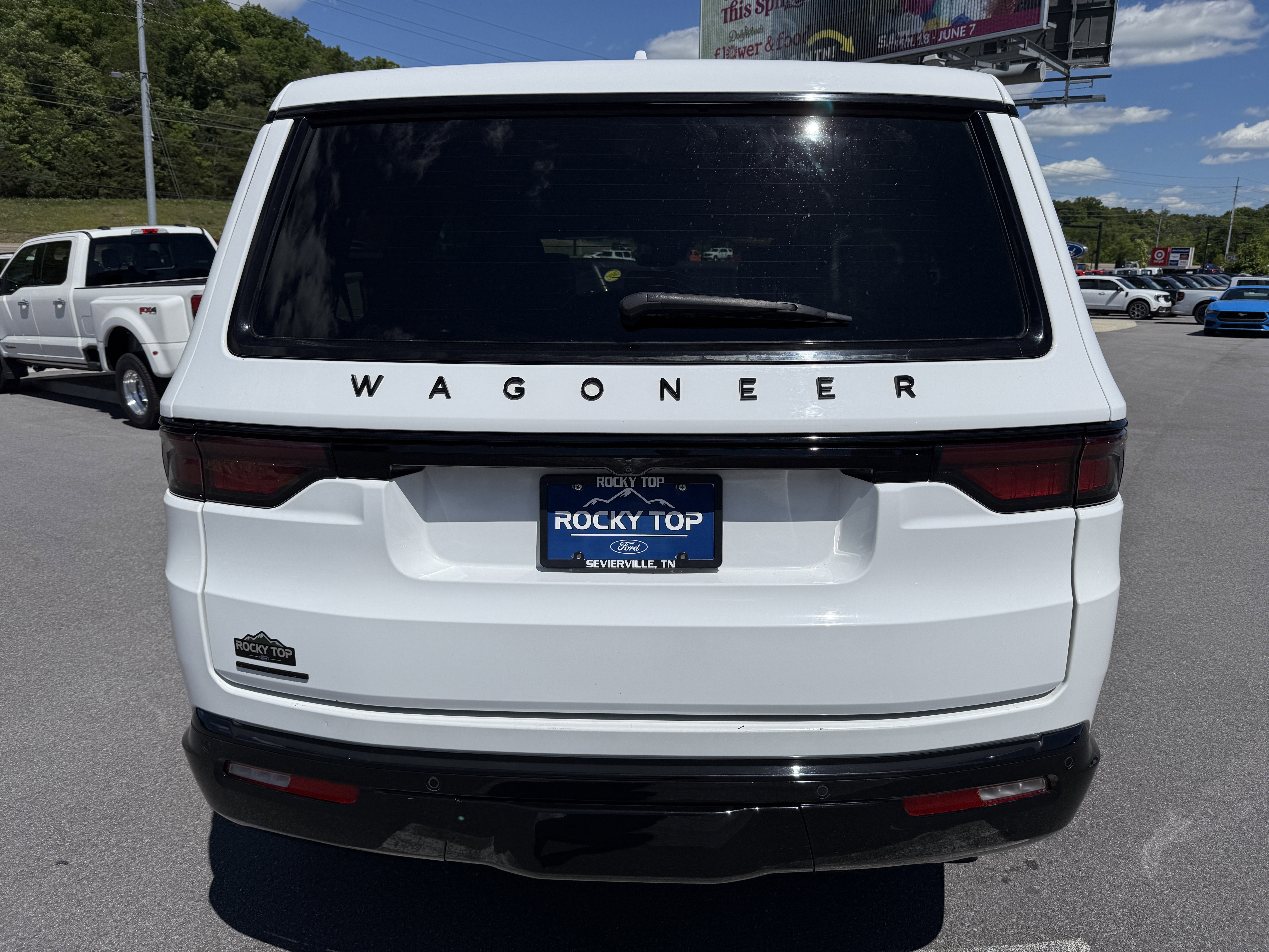 2022 Jeep Wagoneer Series I Carbide
