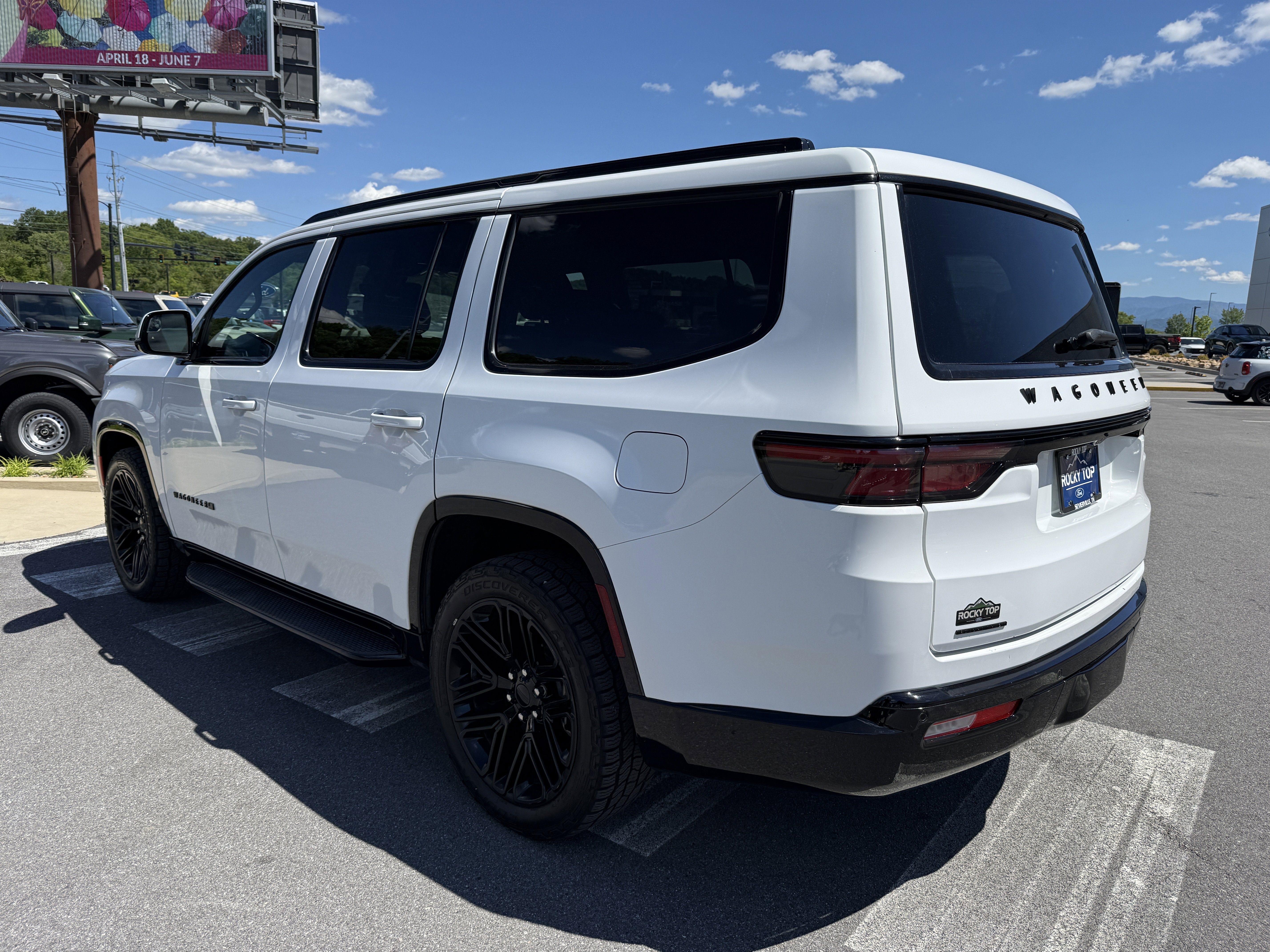 2022 Jeep Wagoneer Series I Carbide