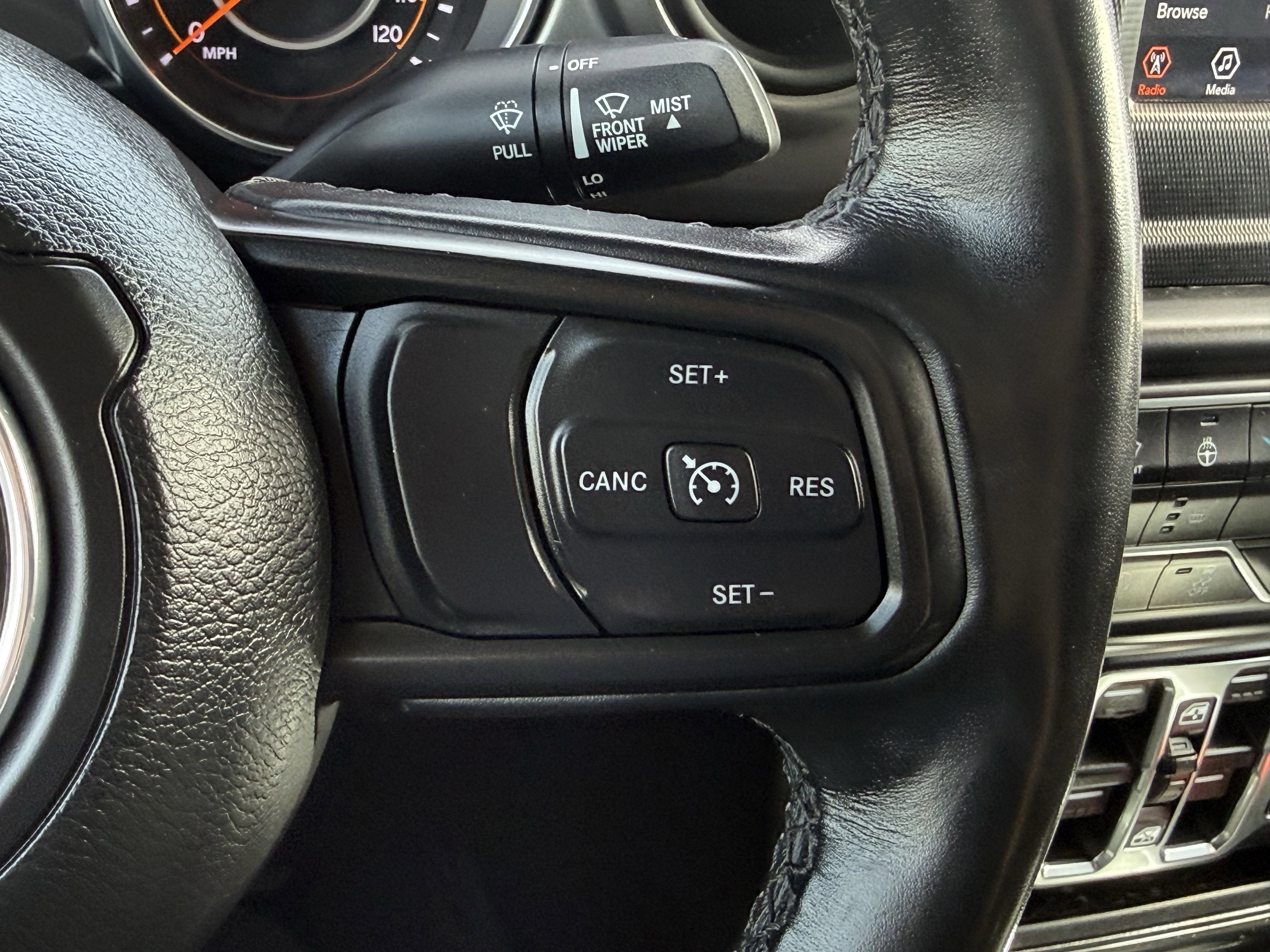 2022 Jeep Gladiator Sport S