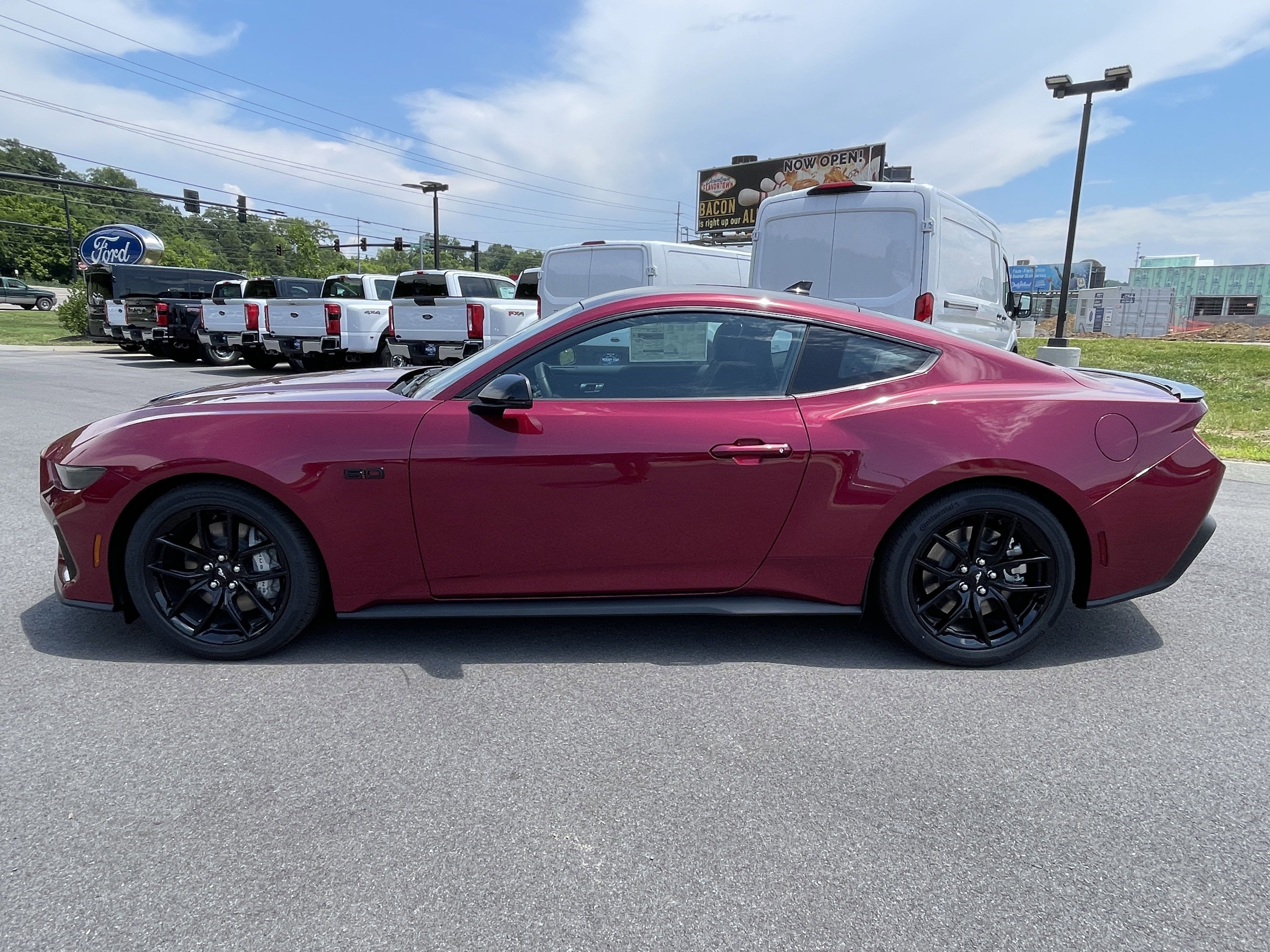 2025 Ford Mustang GT Premium