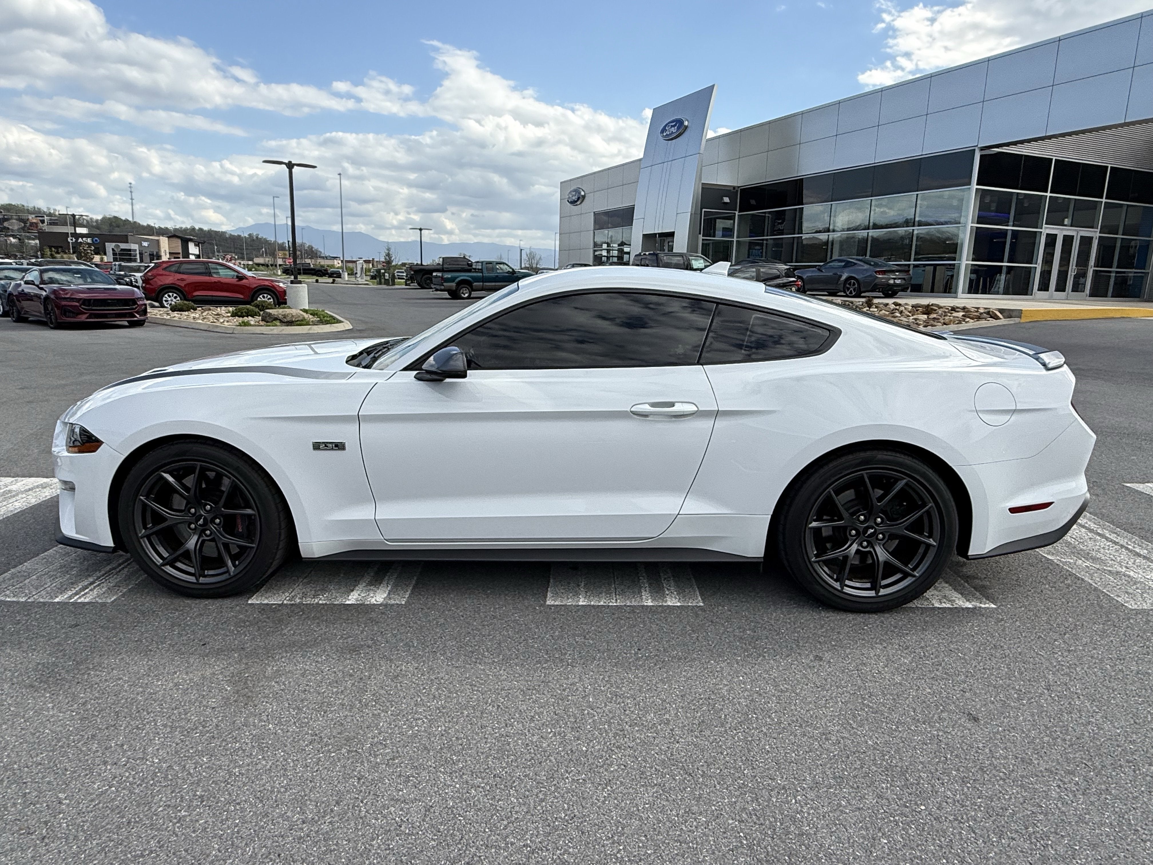 2022 Ford Mustang EcoBoost Premium