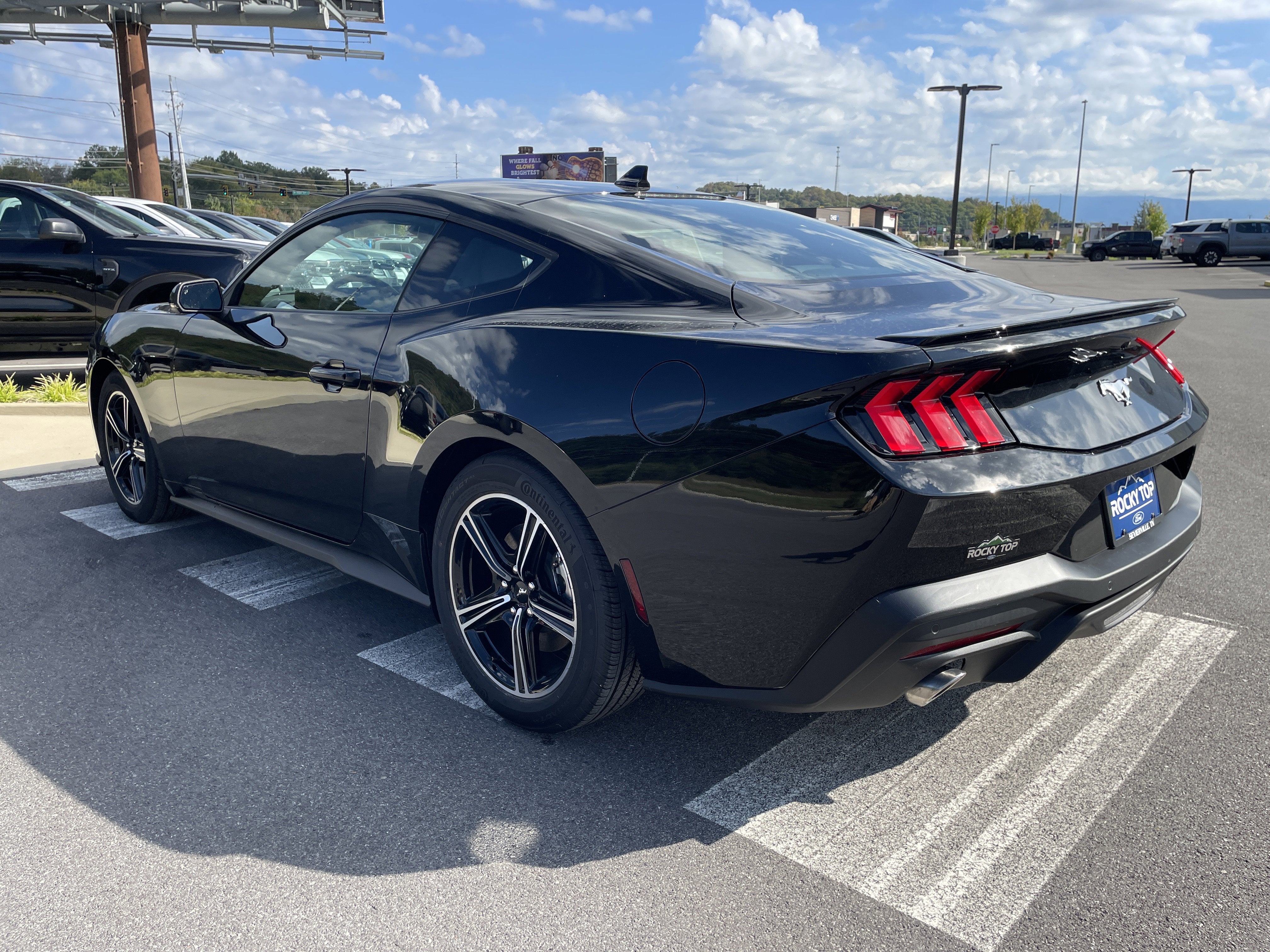 2025 Ford Mustang EcoBoost Premium