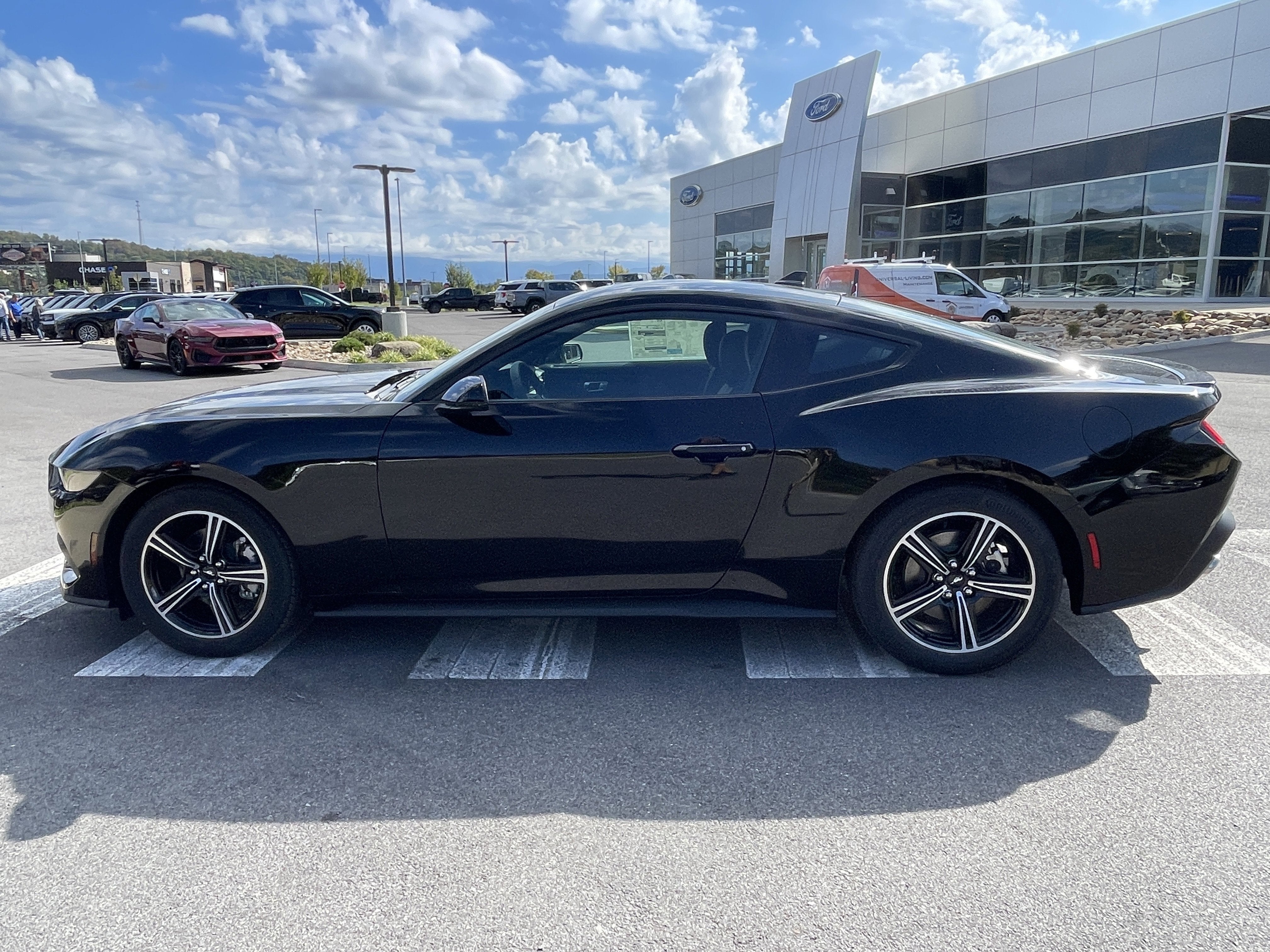 2025 Ford Mustang EcoBoost Premium