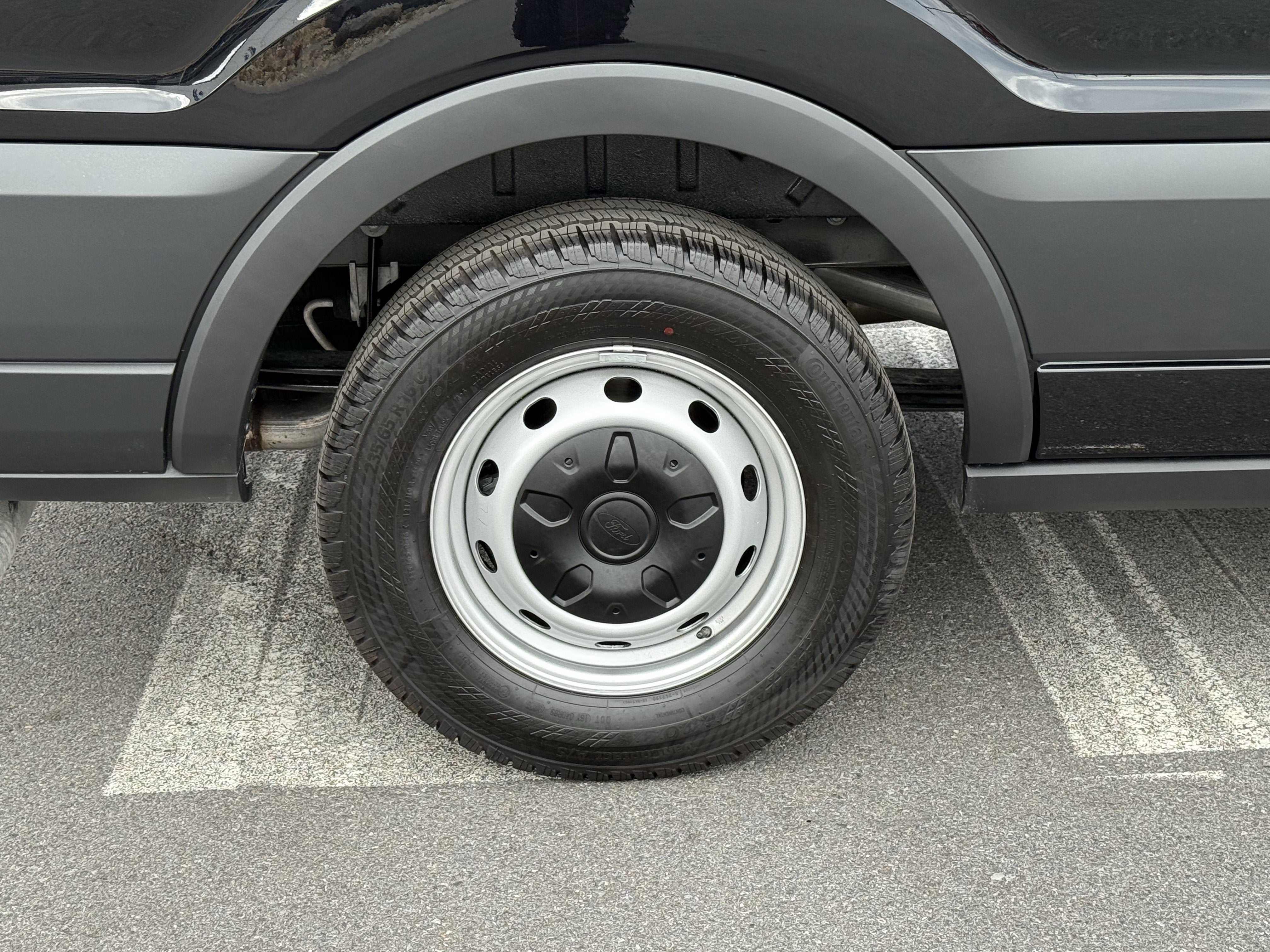 2026 Ford Transit Passenger Wagon XL