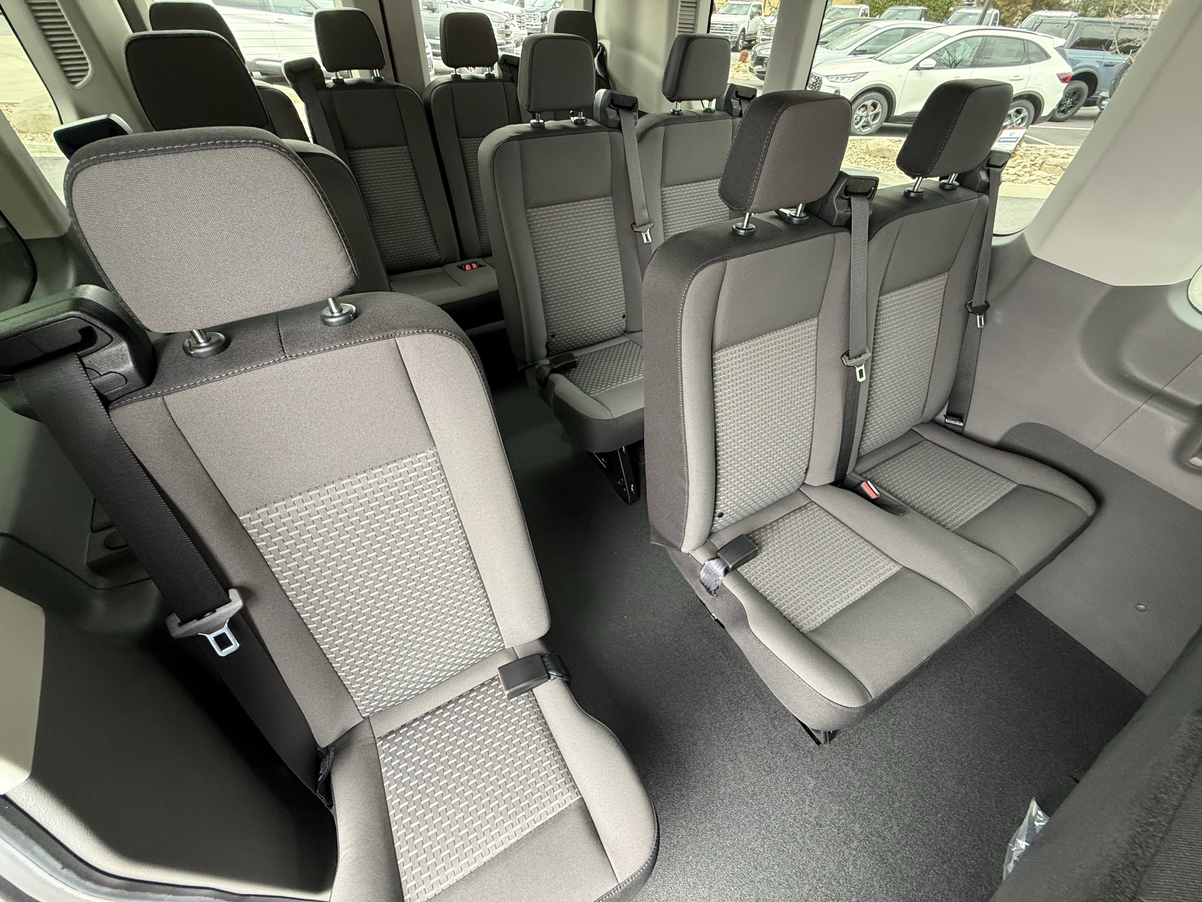 2026 Ford Transit Passenger Wagon XL