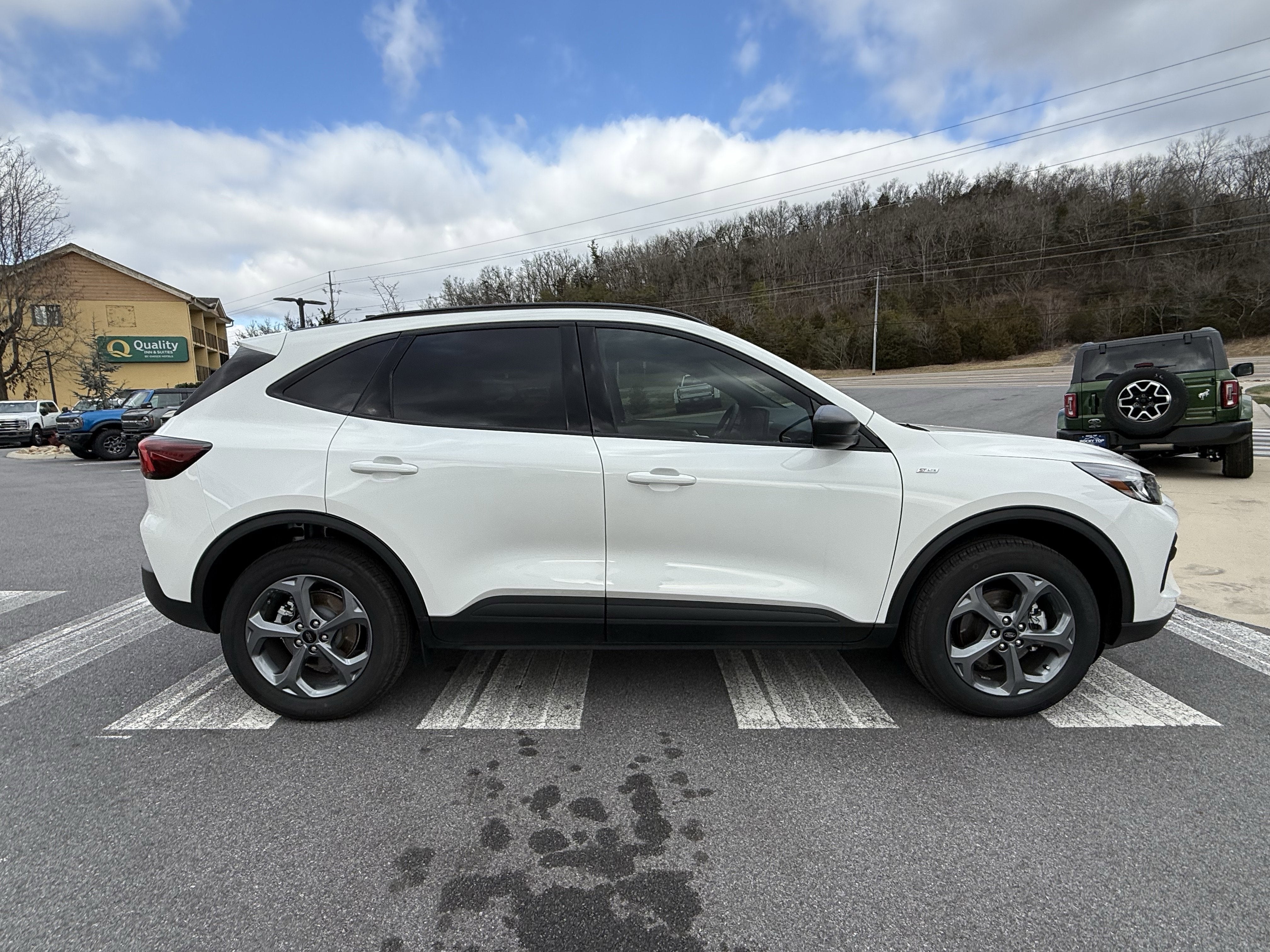 2025 Ford Escape ST-Line