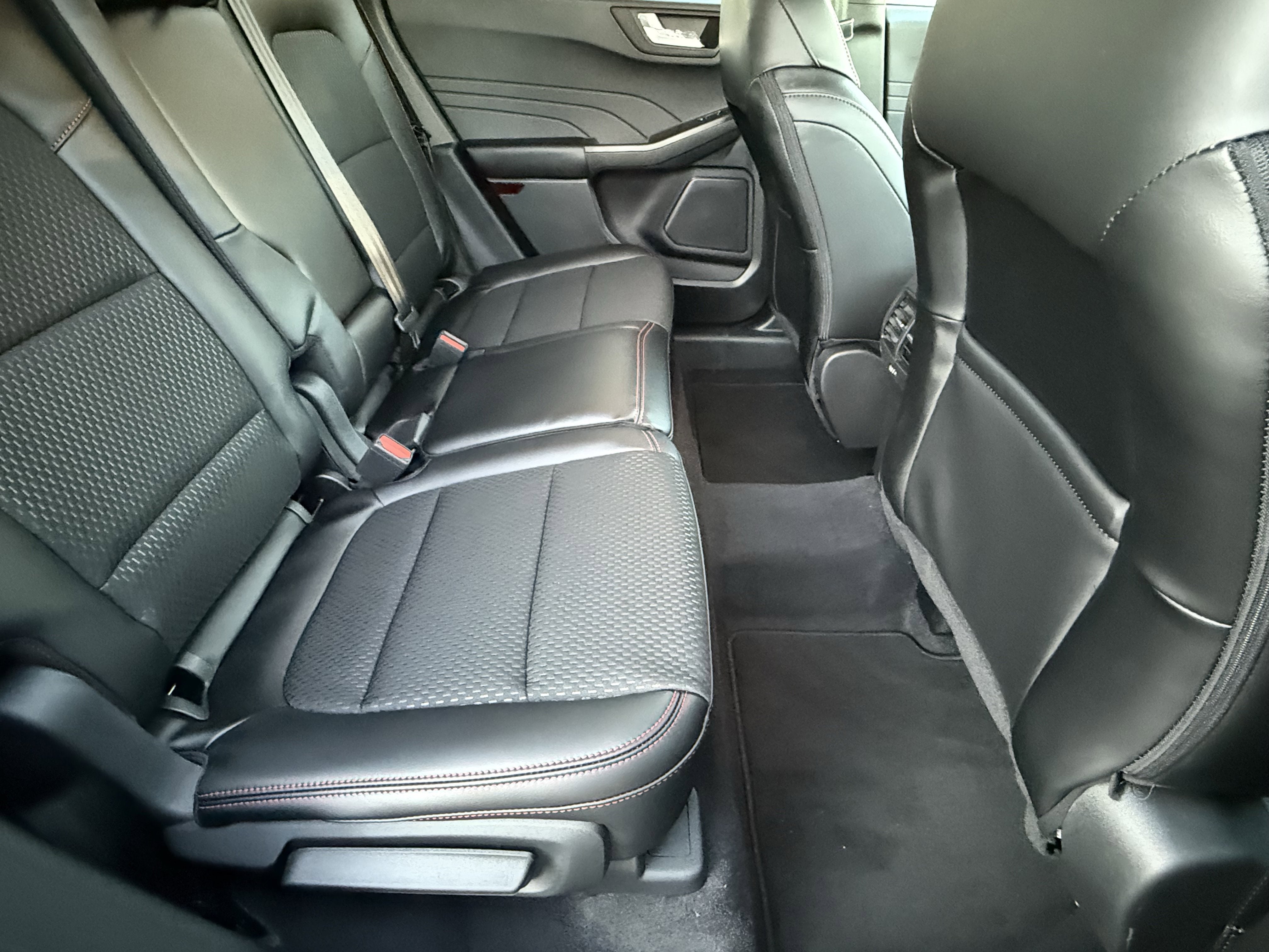 2026 Ford Escape ST-Line Select