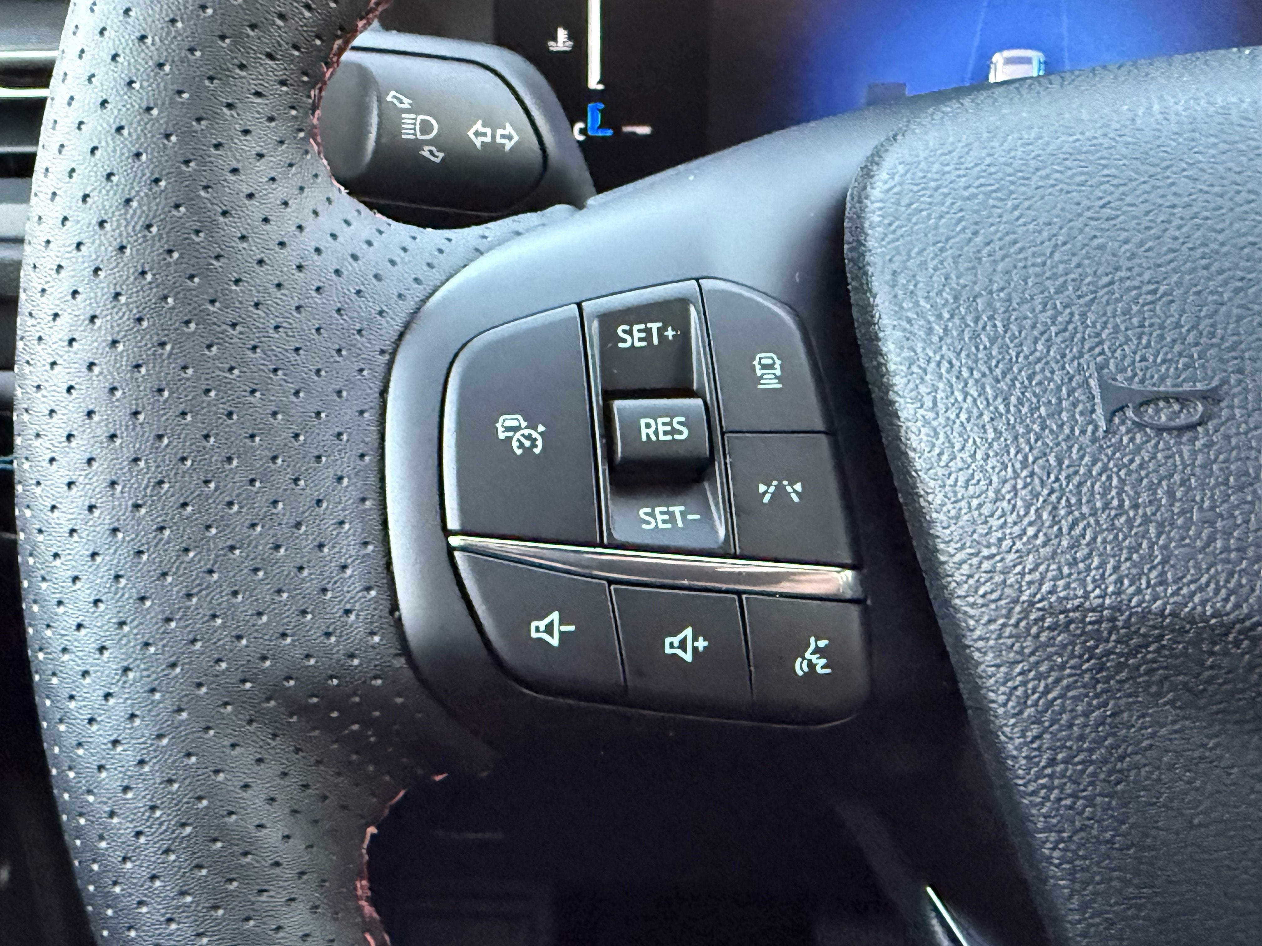 2026 Ford Escape ST-Line Select