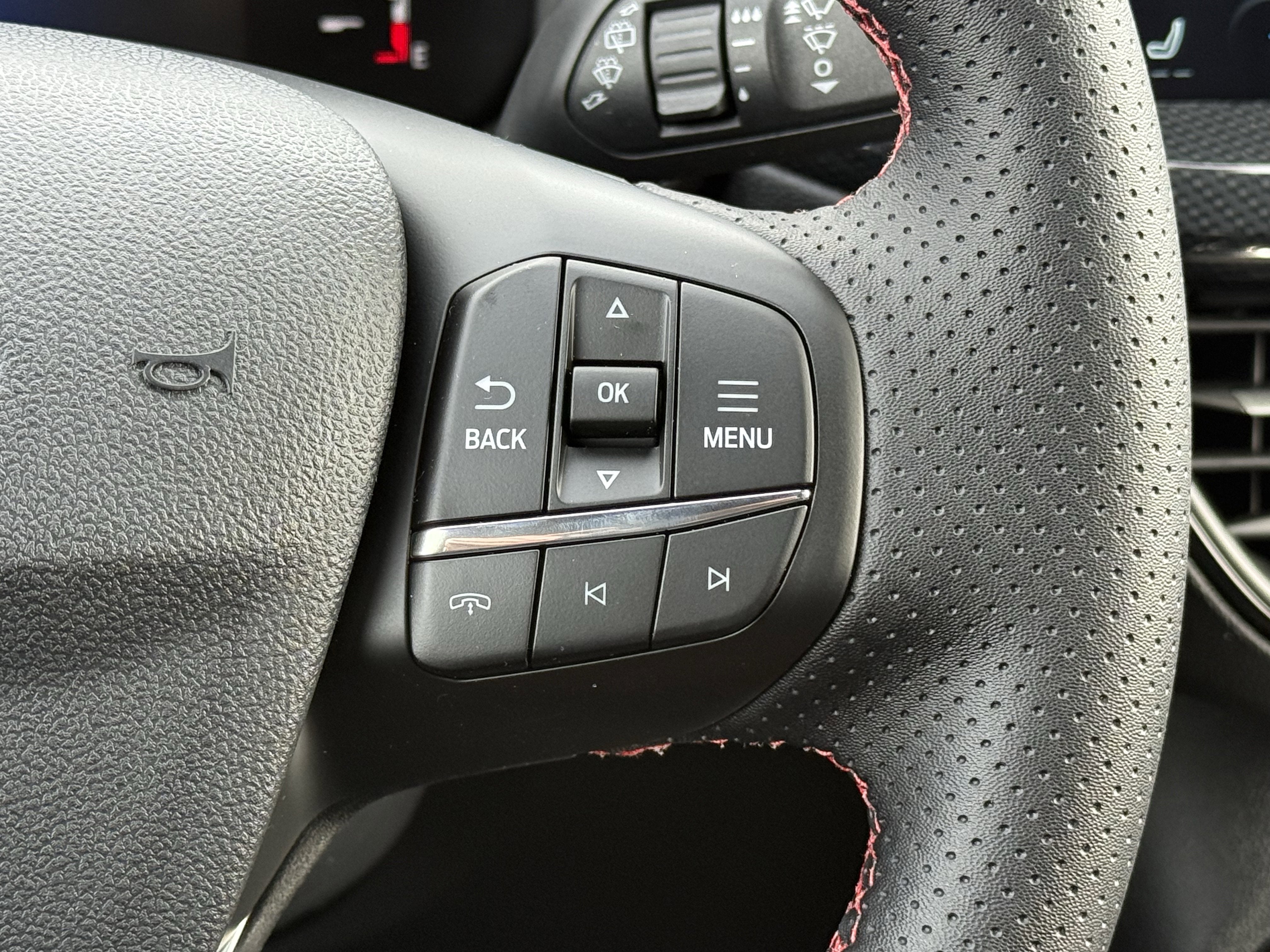 2026 Ford Escape ST-Line Select