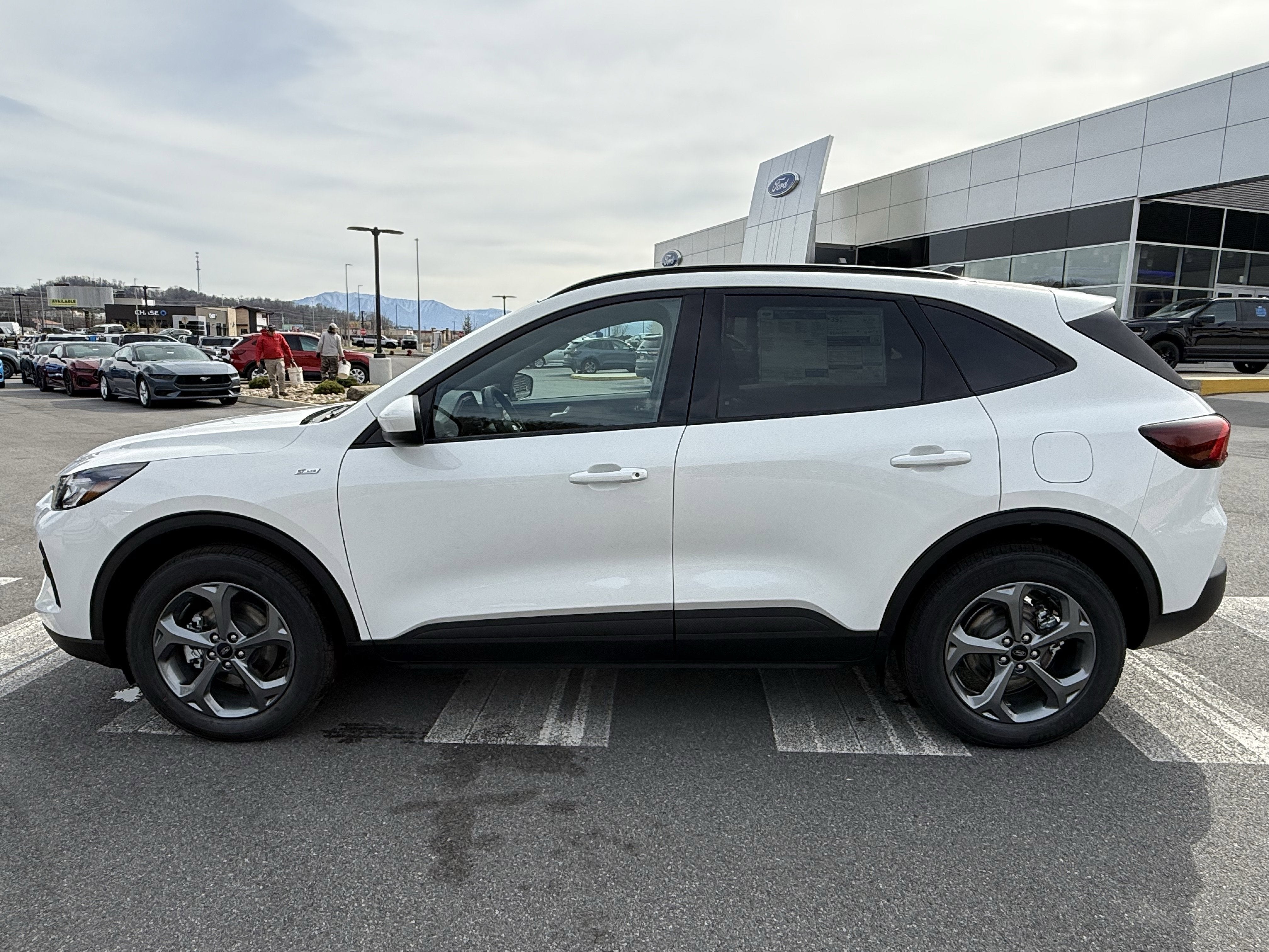2026 Ford Escape ST-Line Select