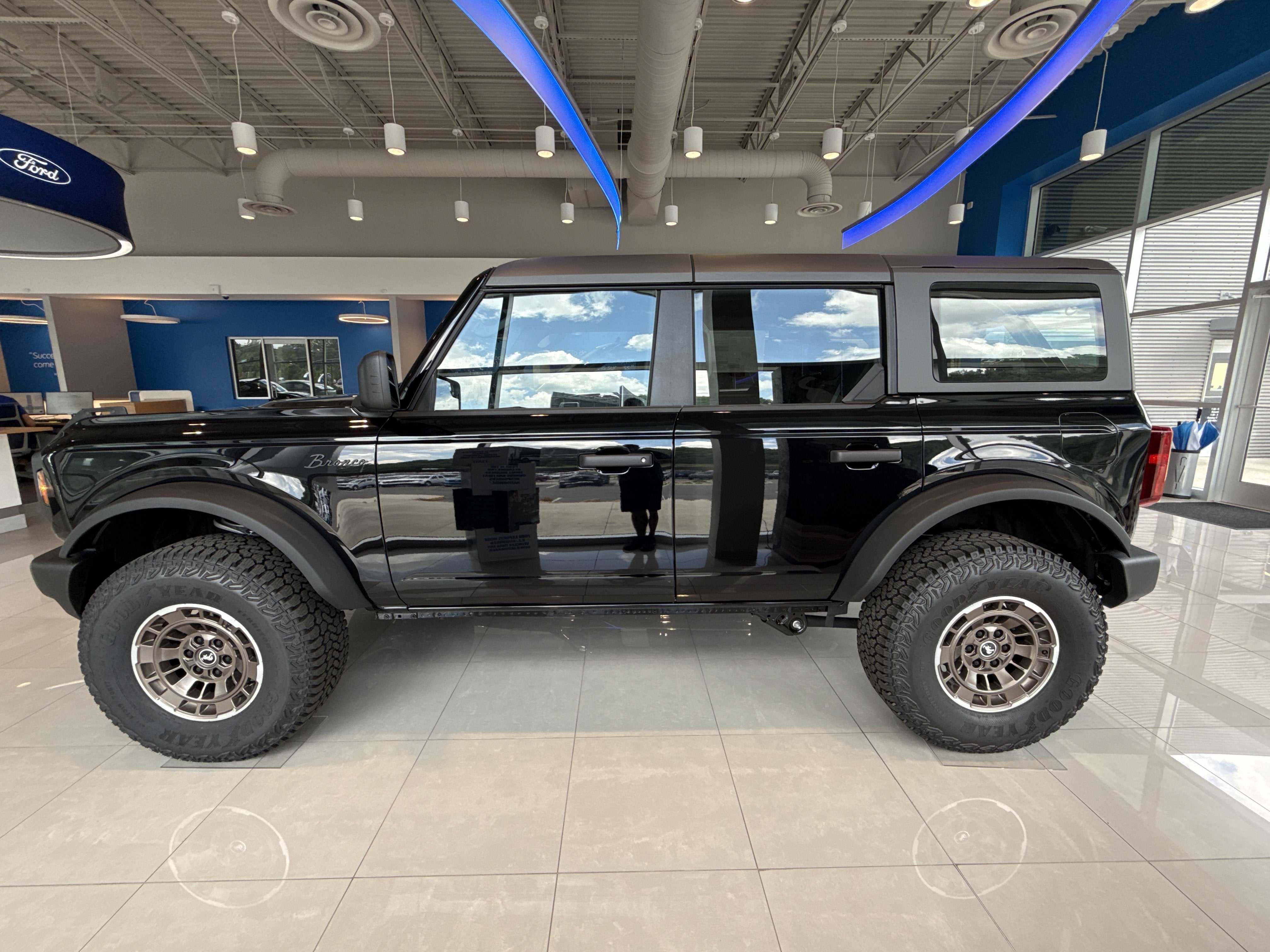 2026 Ford Bronco Base