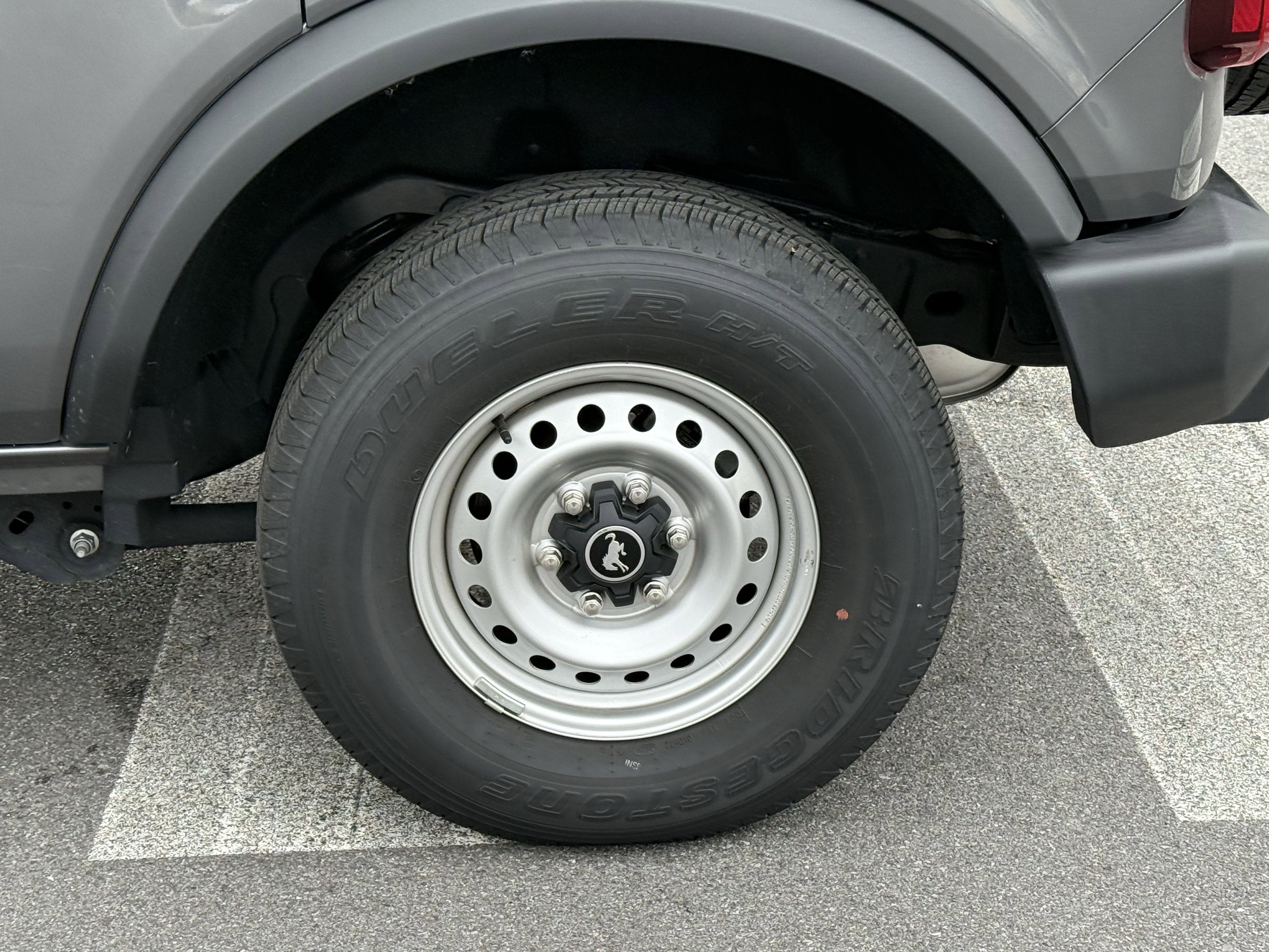 2025 Ford Bronco Base