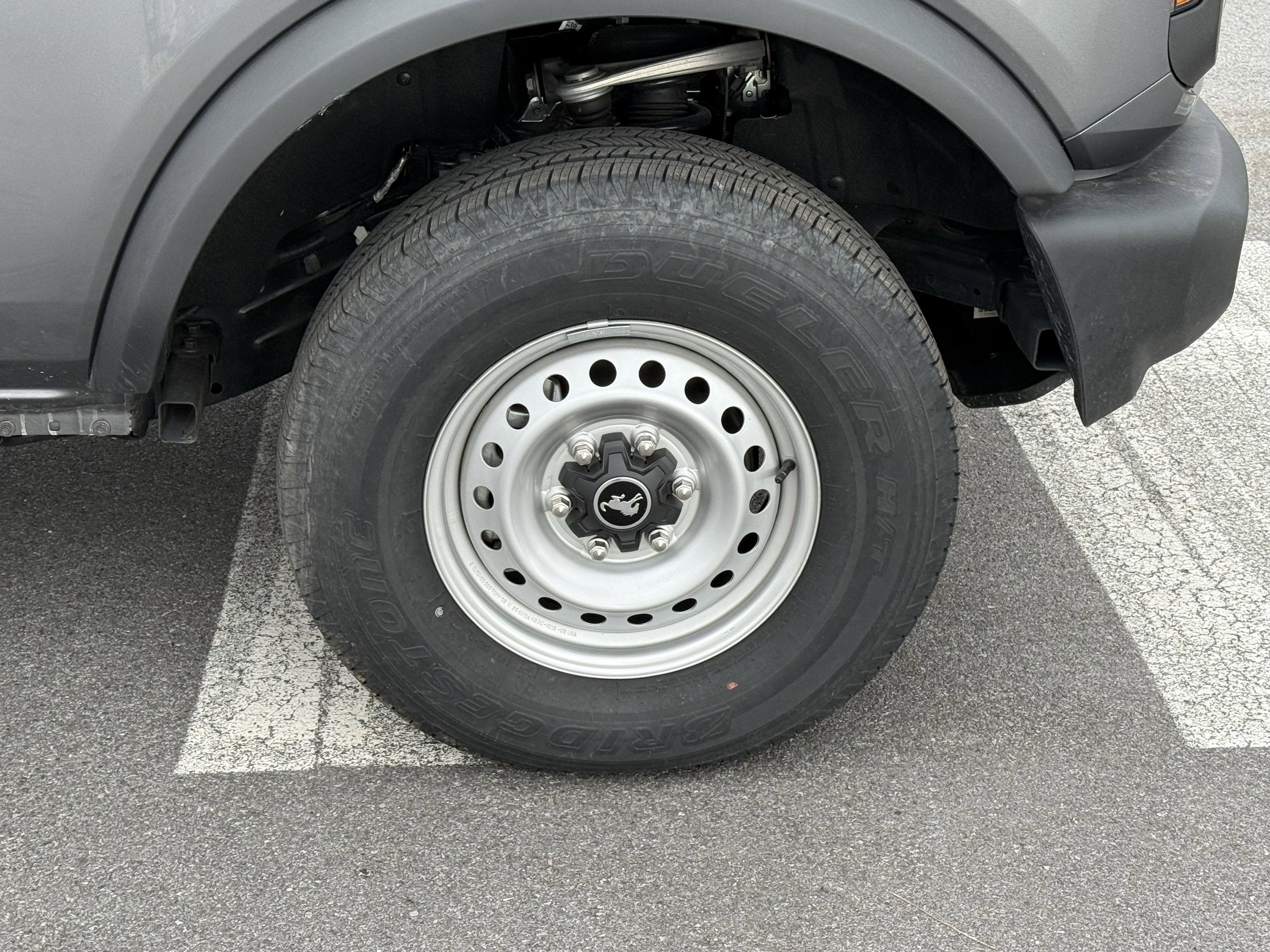 2025 Ford Bronco Base