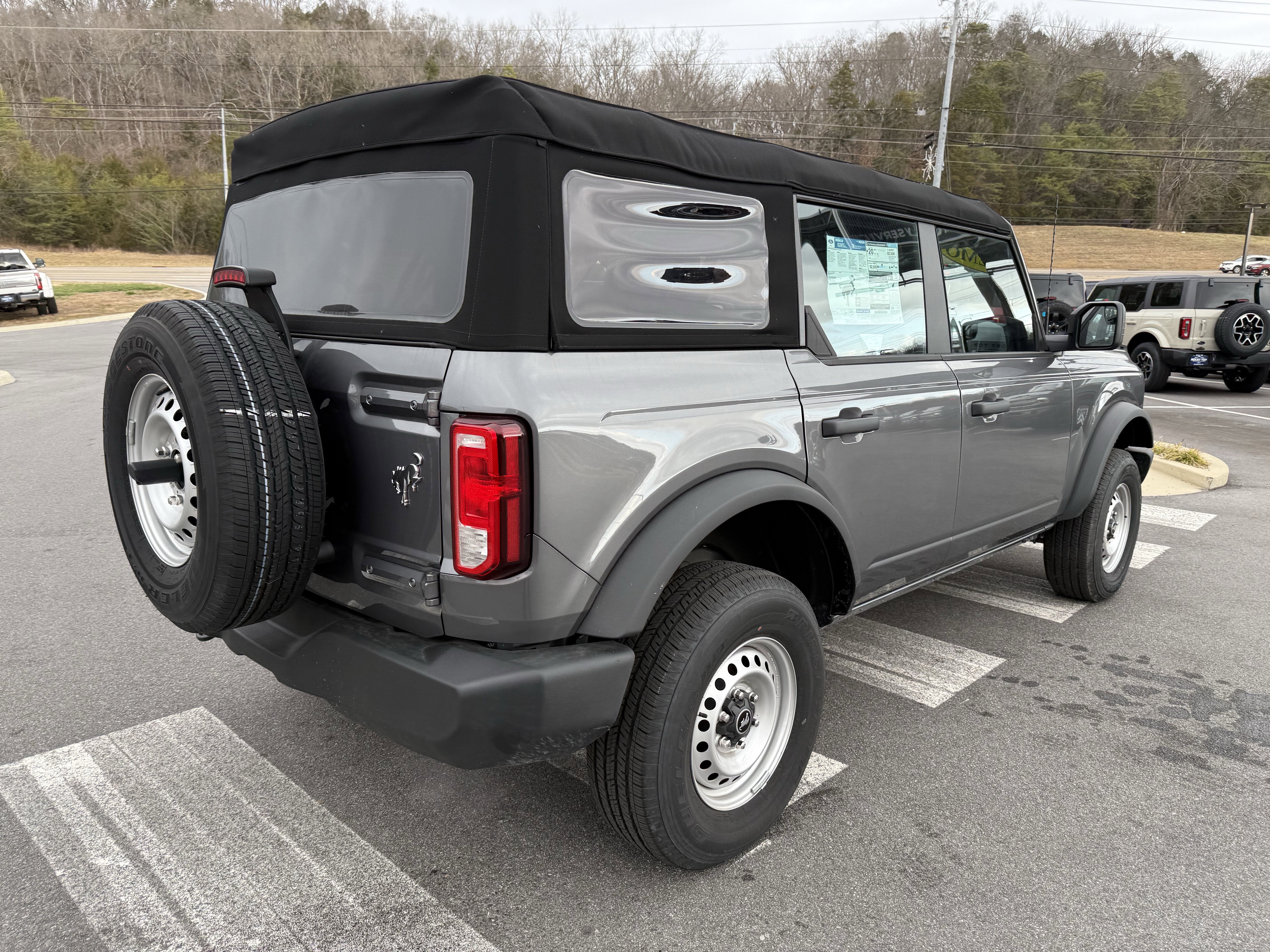 2025 Ford Bronco Base