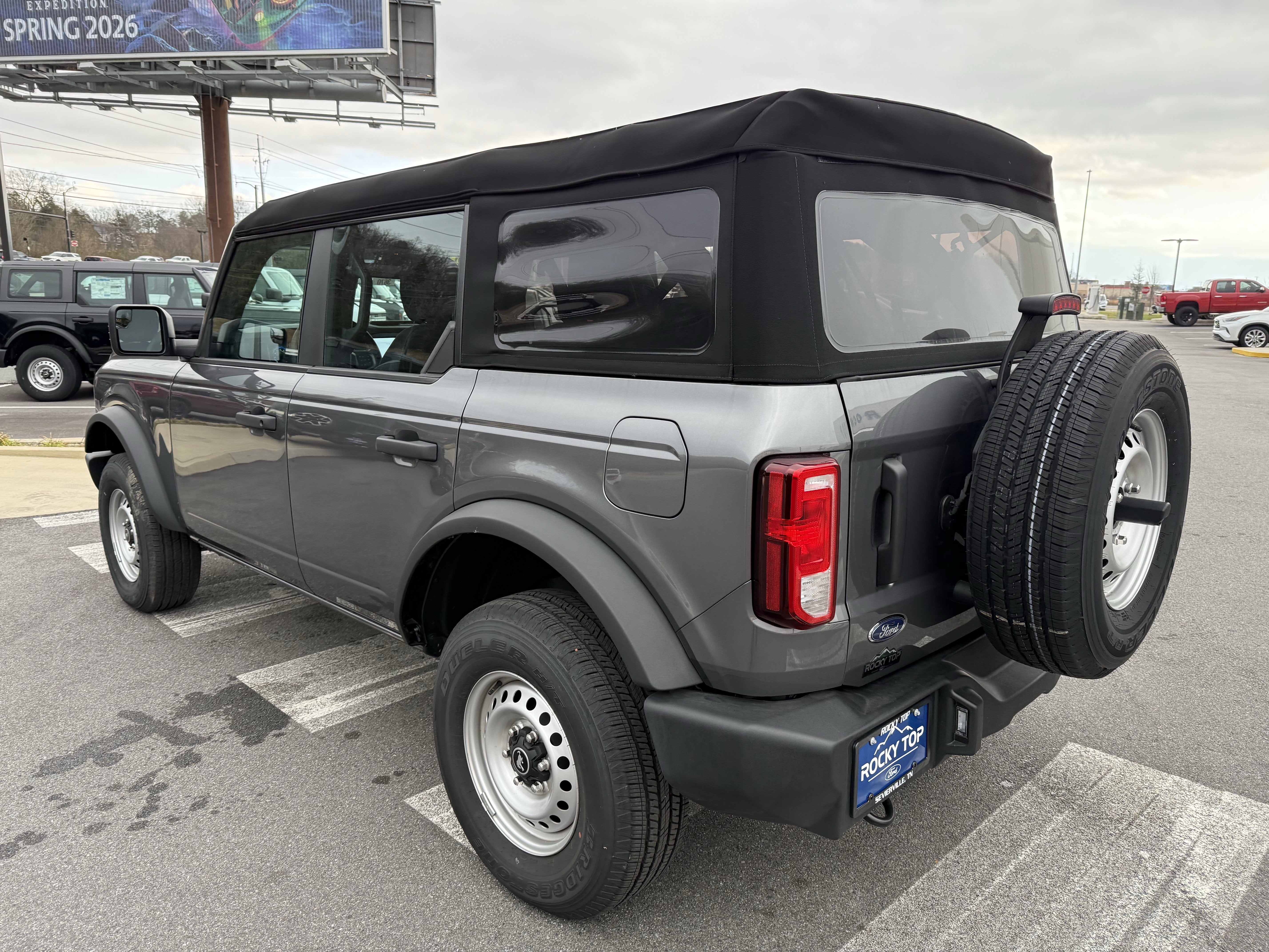 2025 Ford Bronco Base