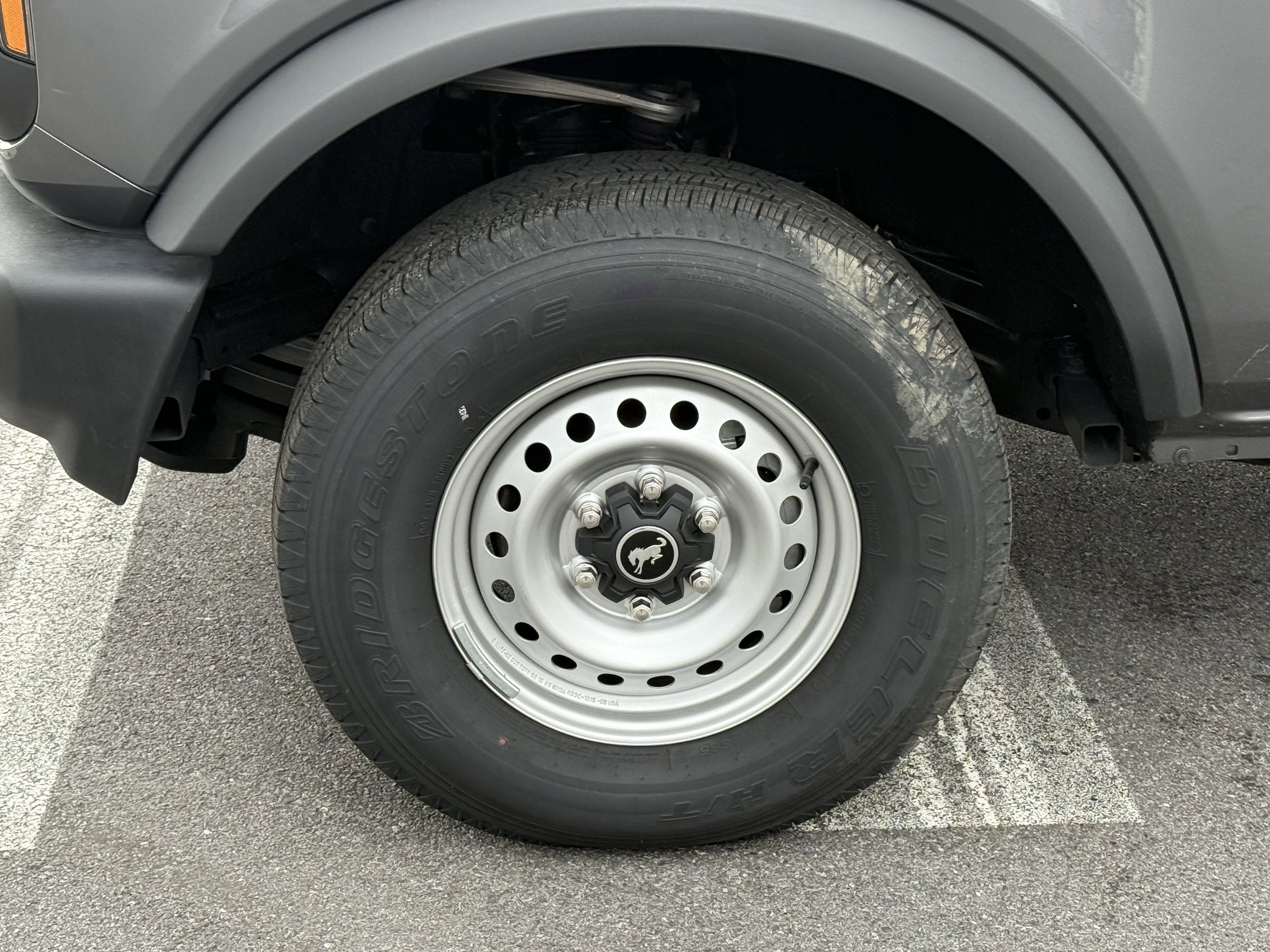 2025 Ford Bronco Base