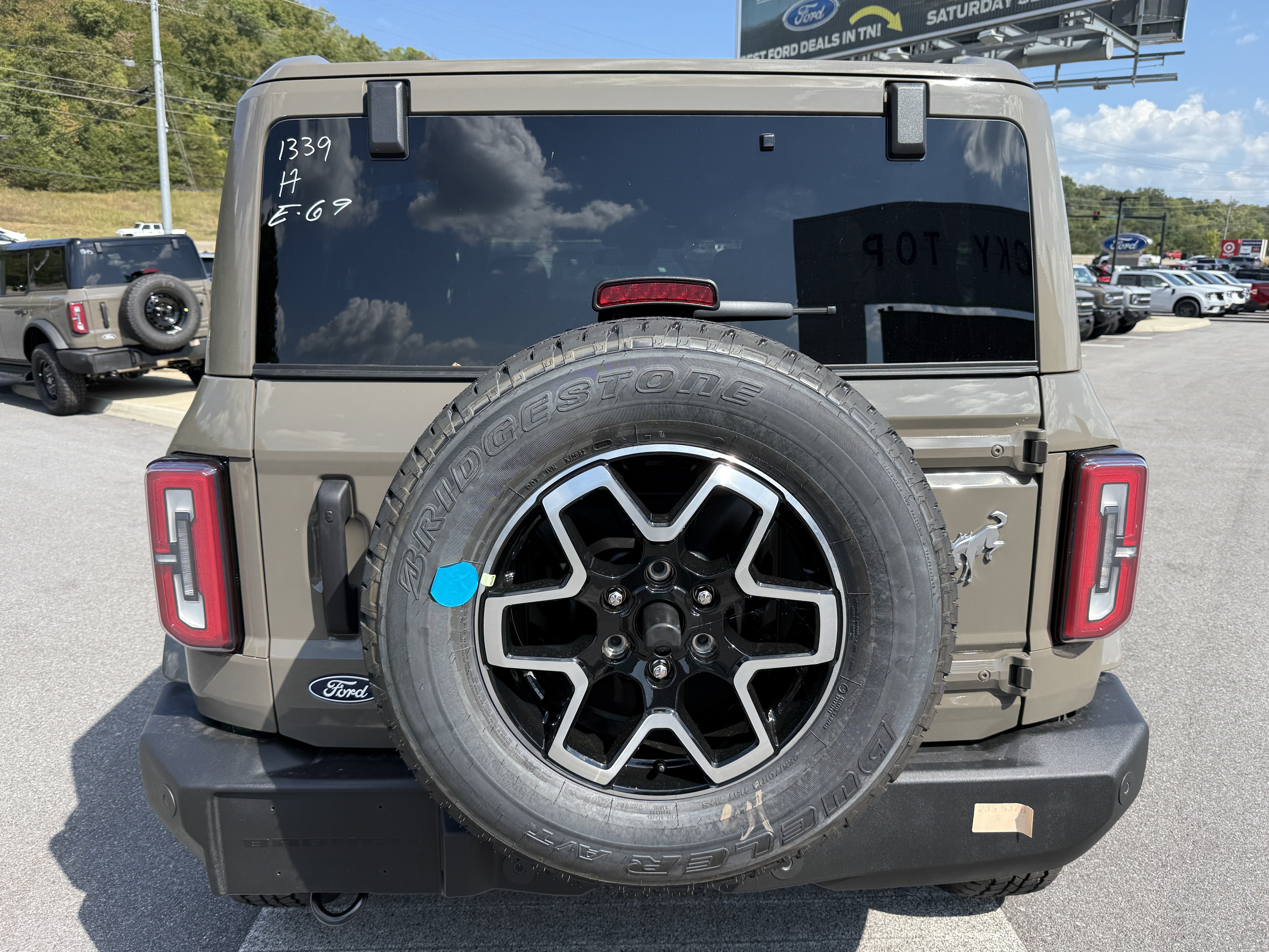 2026 Ford Bronco Outer Banks