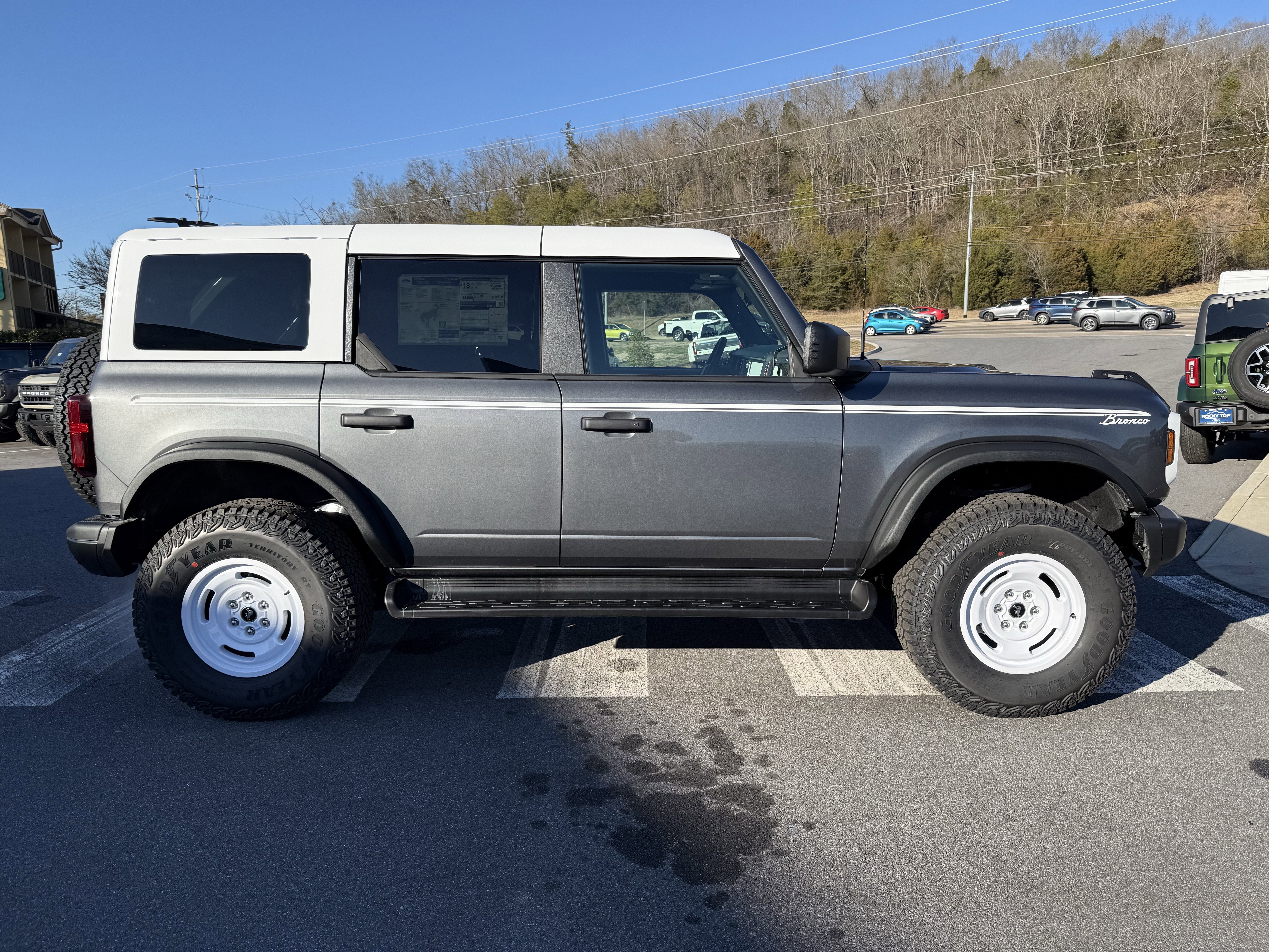 2025 Ford Bronco Heritage Edition