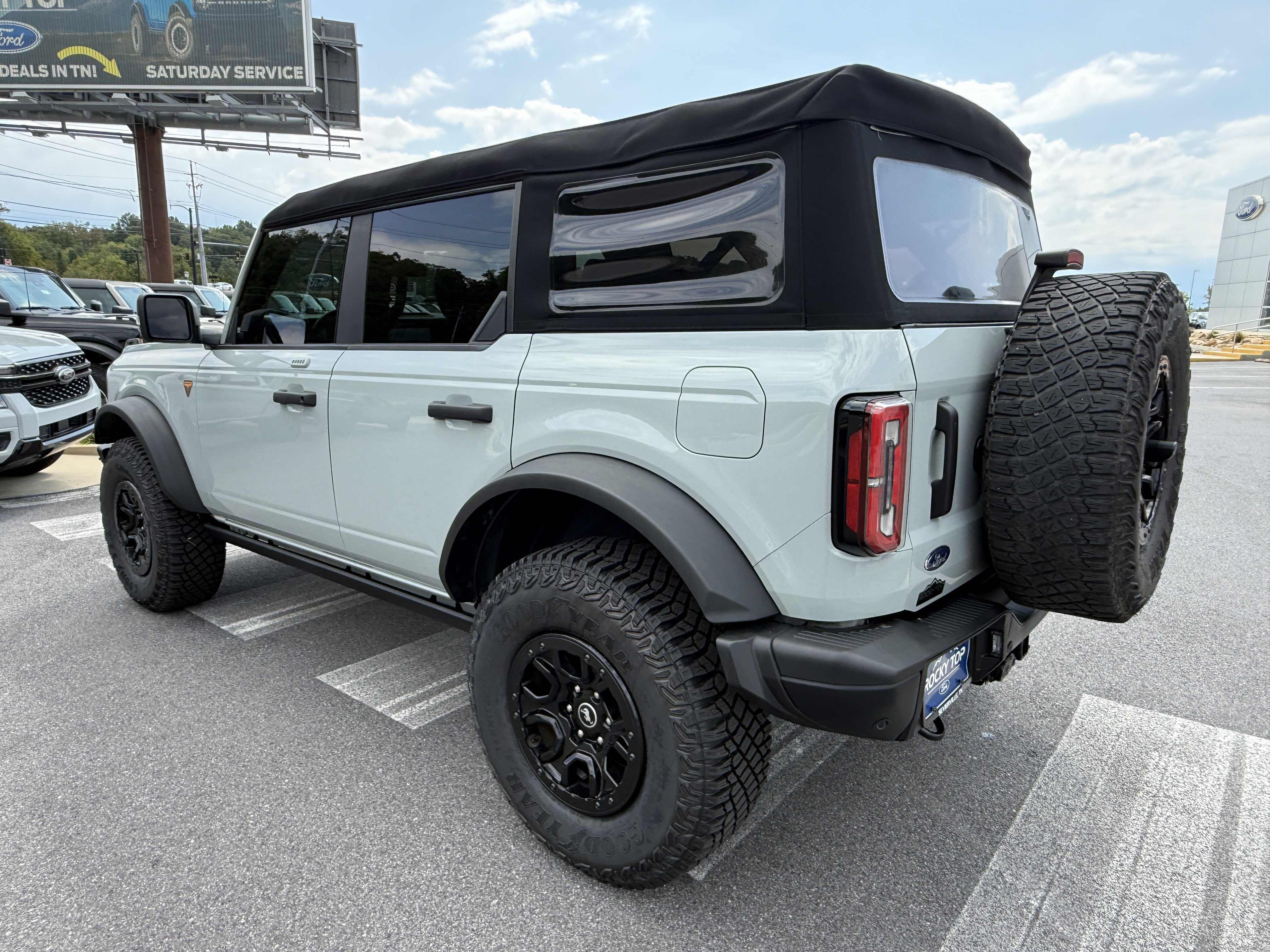 2023 Ford Bronco Badlands
