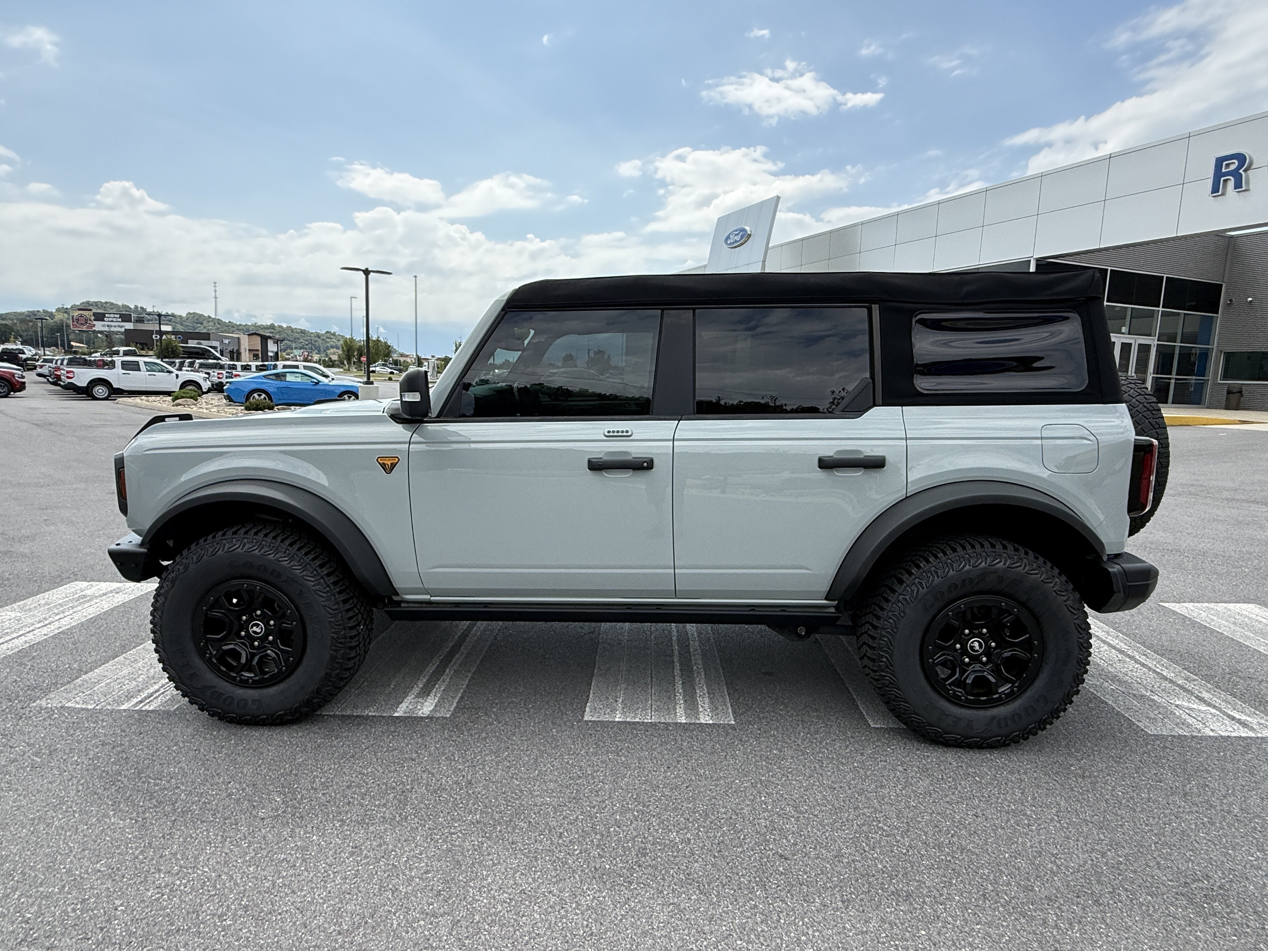 2023 Ford Bronco Badlands
