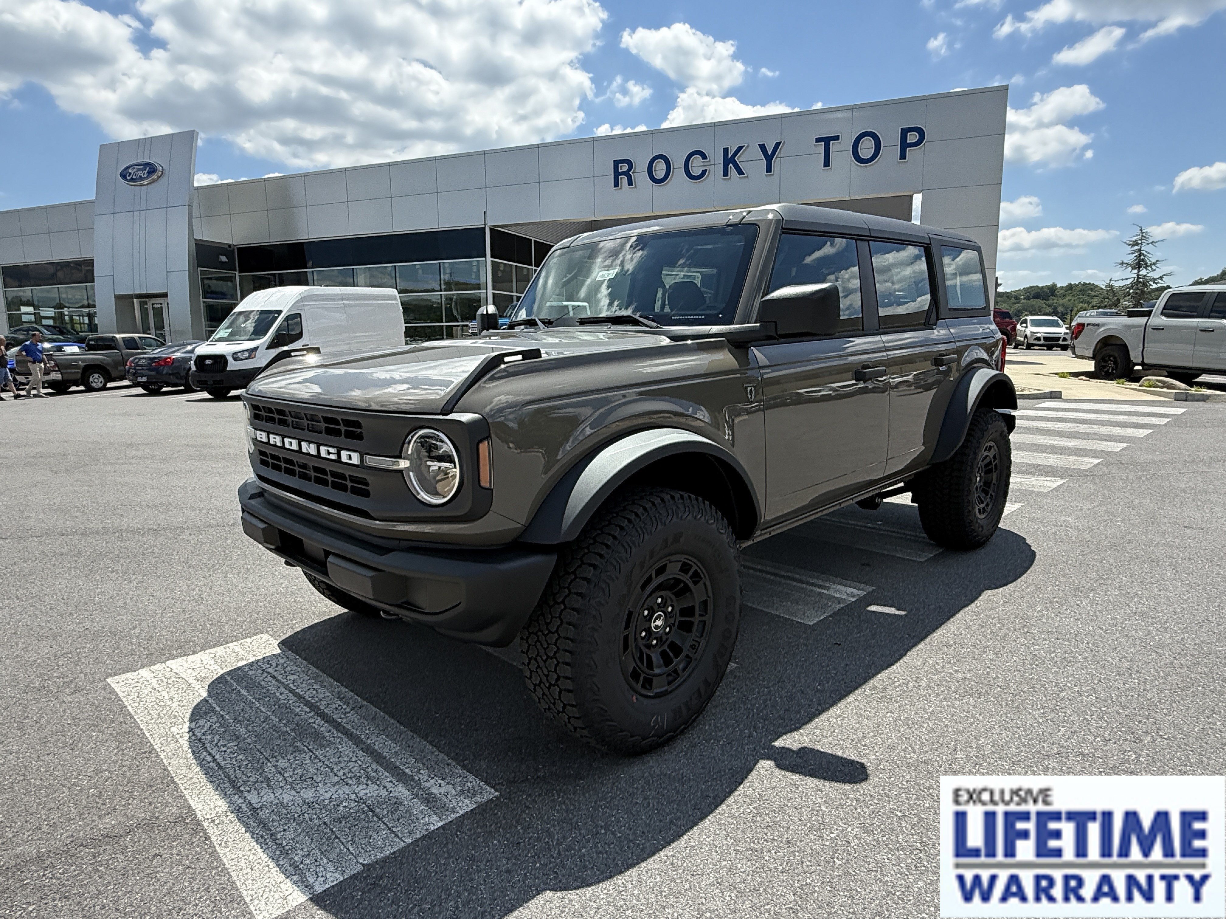 2026 Ford Bronco Base