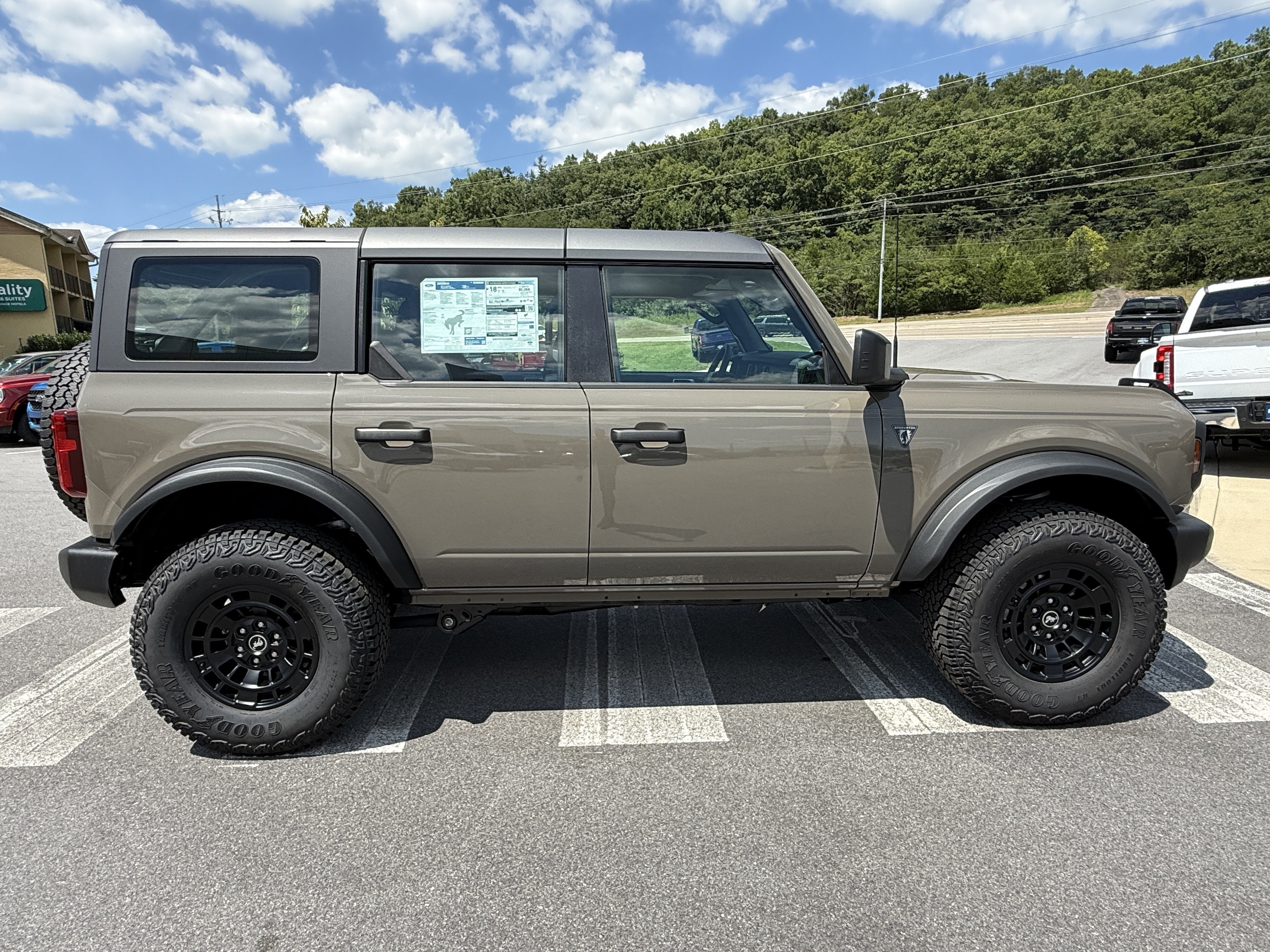 2026 Ford Bronco Base