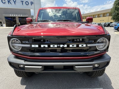 2026 Ford Bronco Outer Banks