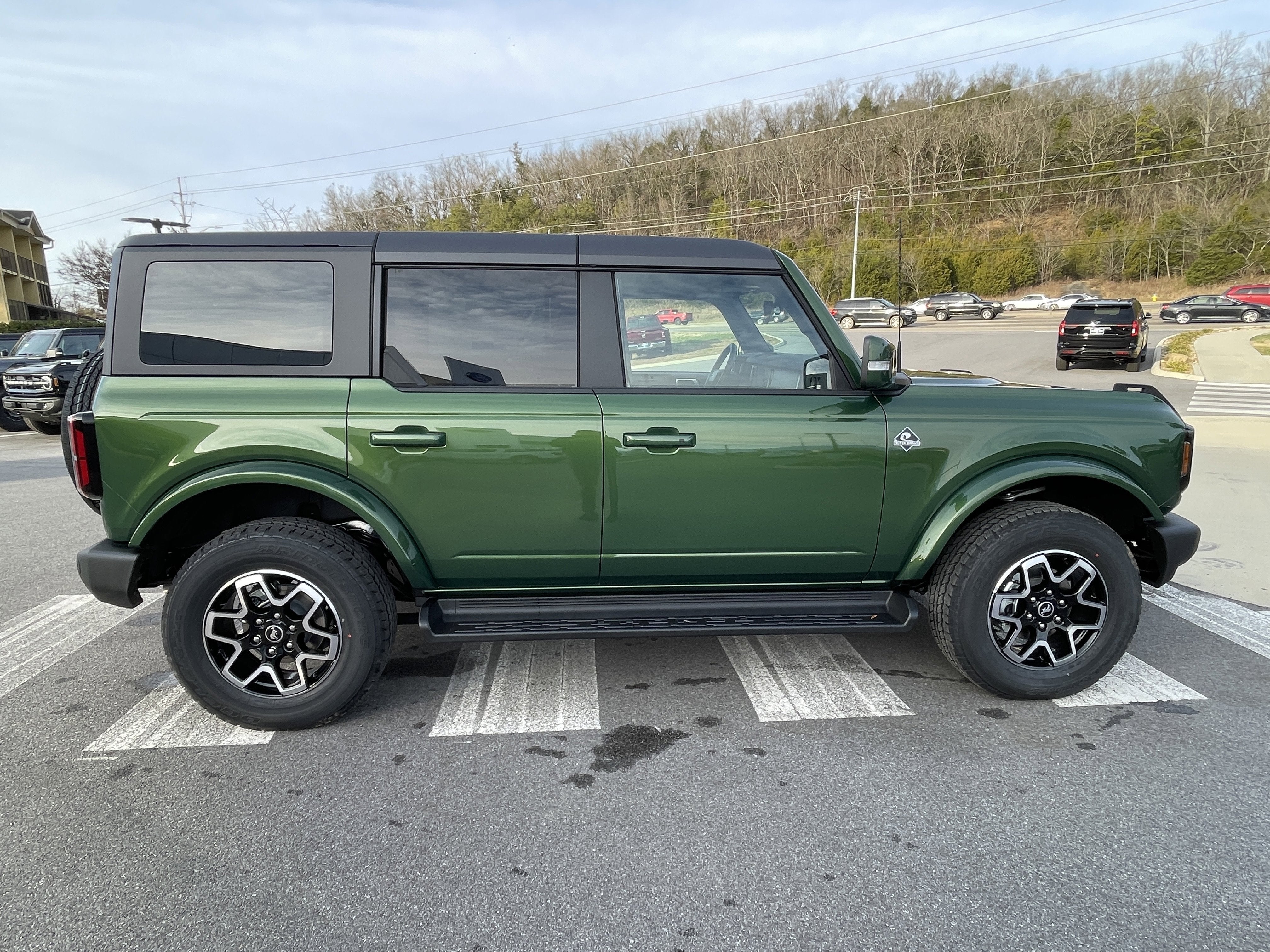 2025 Ford Bronco Outer Banks