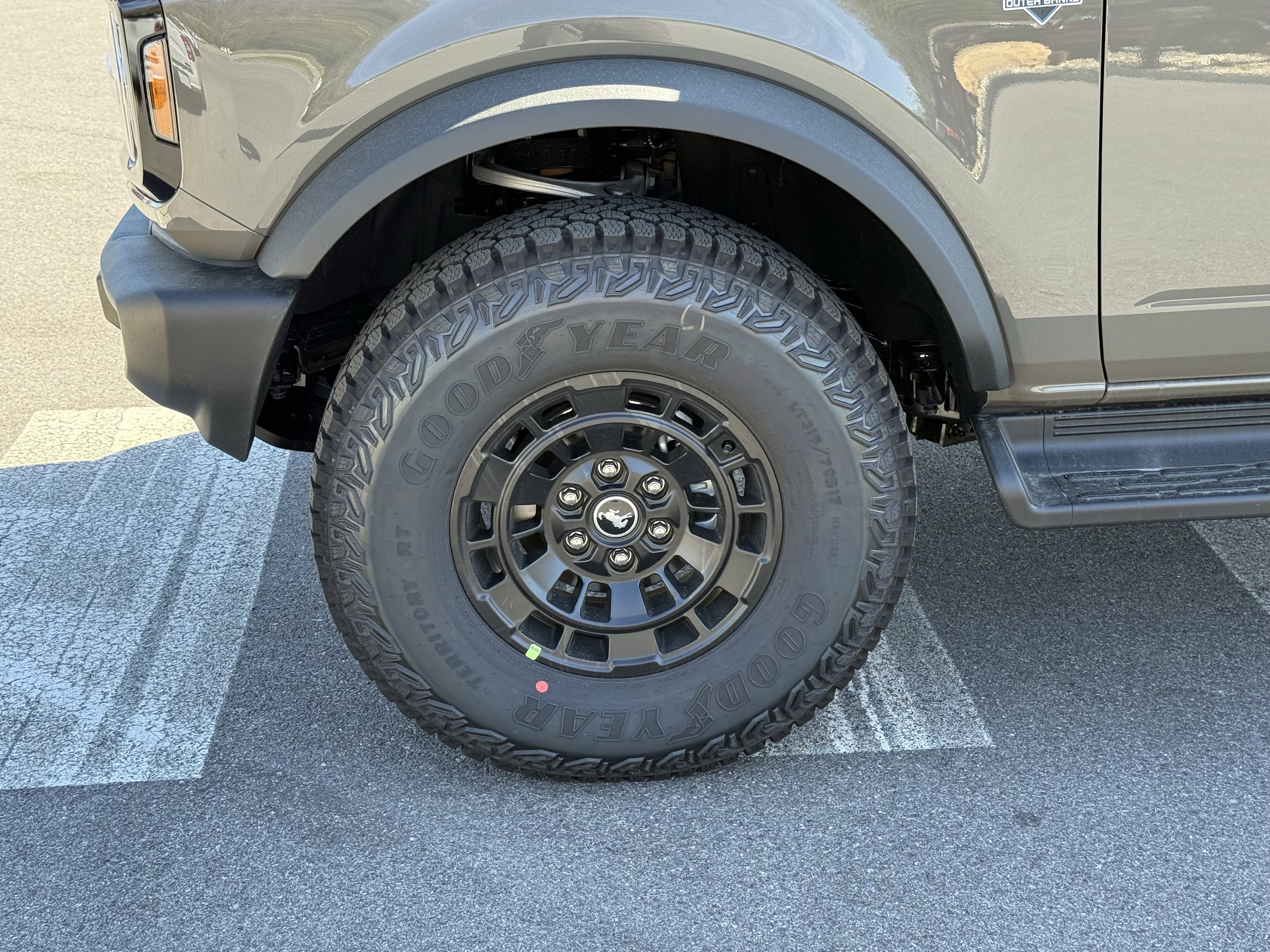 2026 Ford Bronco Outer Banks