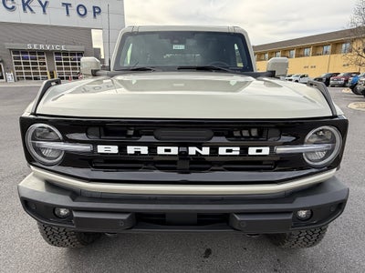 2025 Ford Bronco Outer Banks
