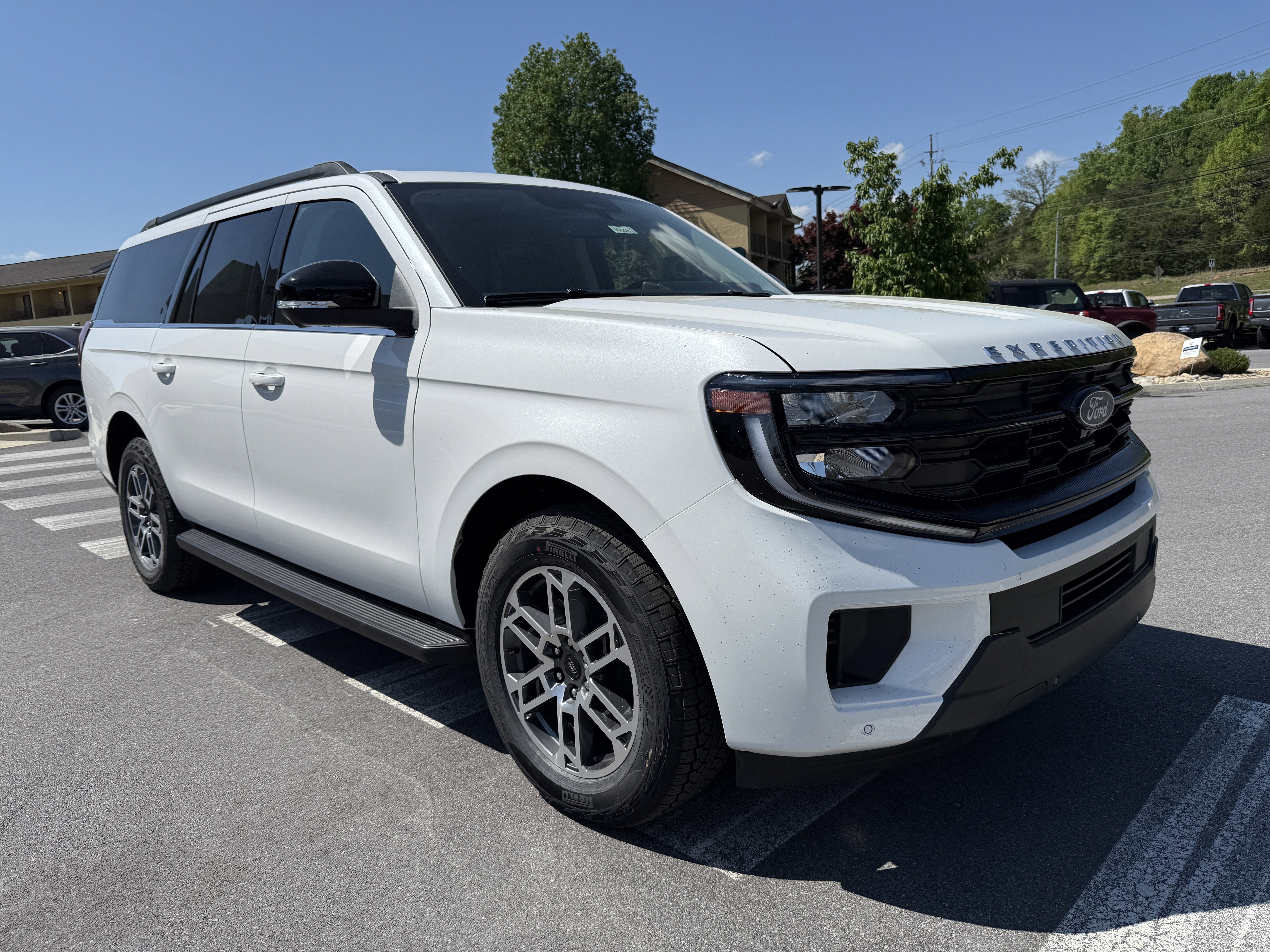 2026 Ford Expedition Max Active