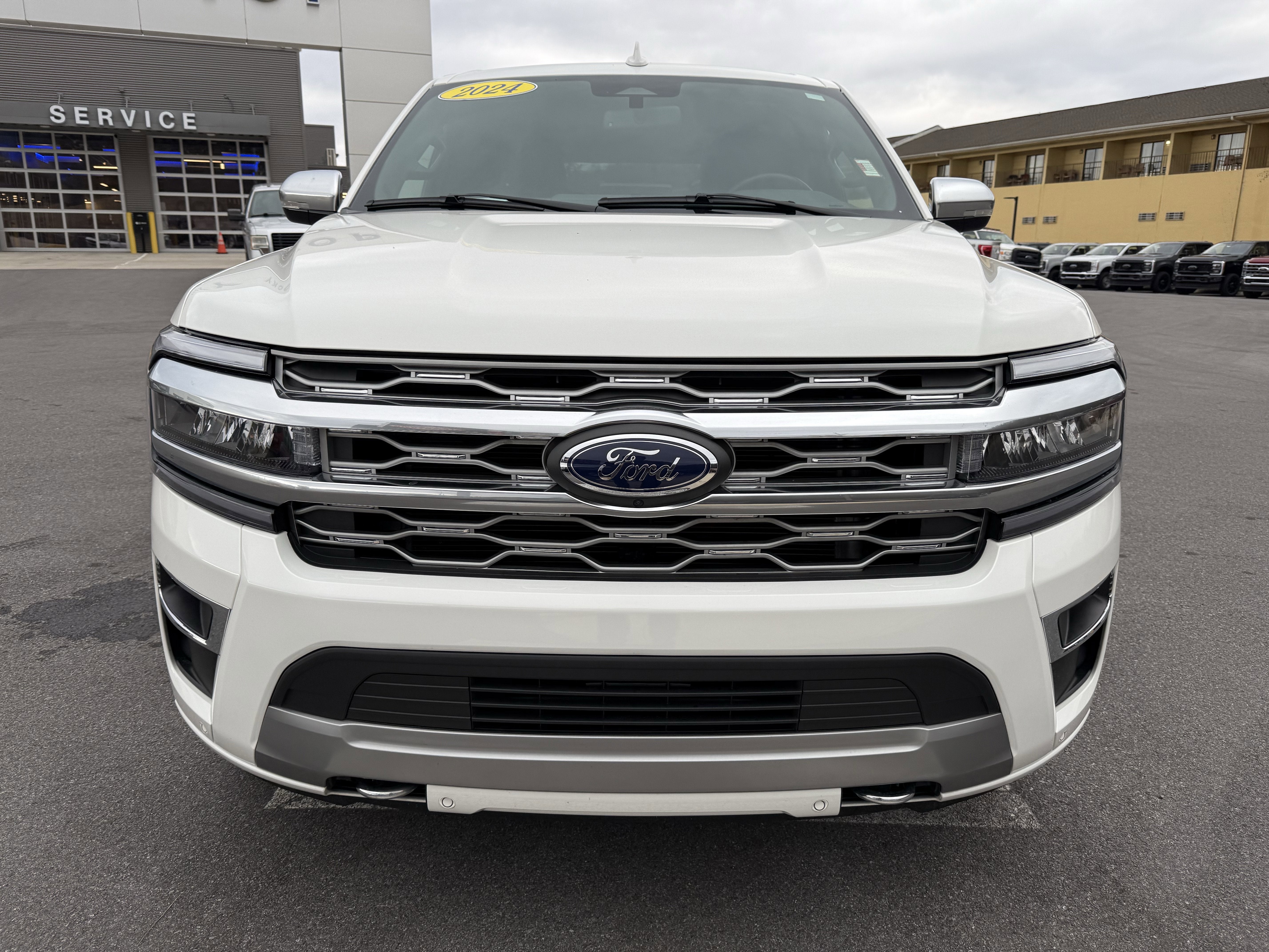 2024 Ford Expedition Max Platinum