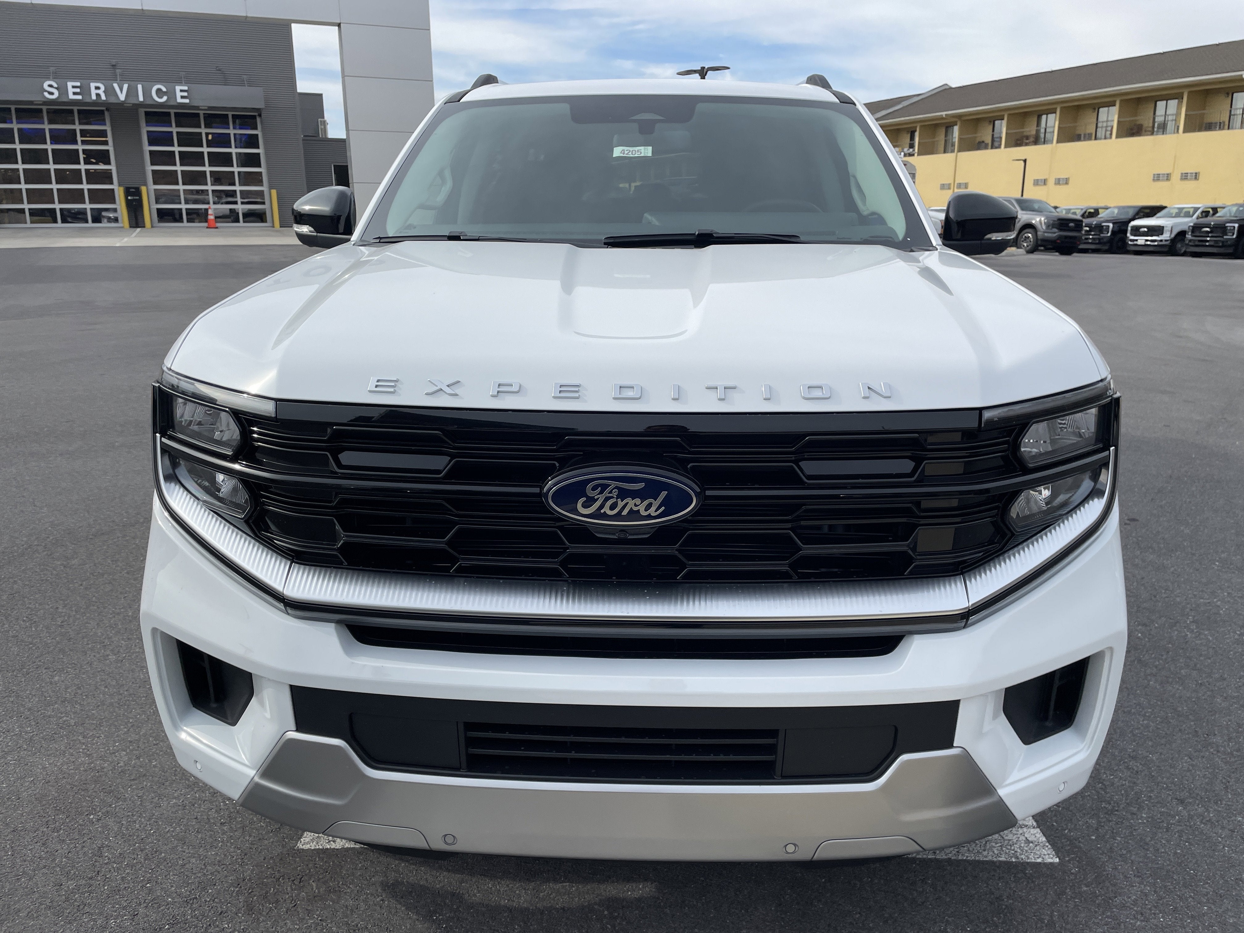 2025 Ford Expedition Max Platinum