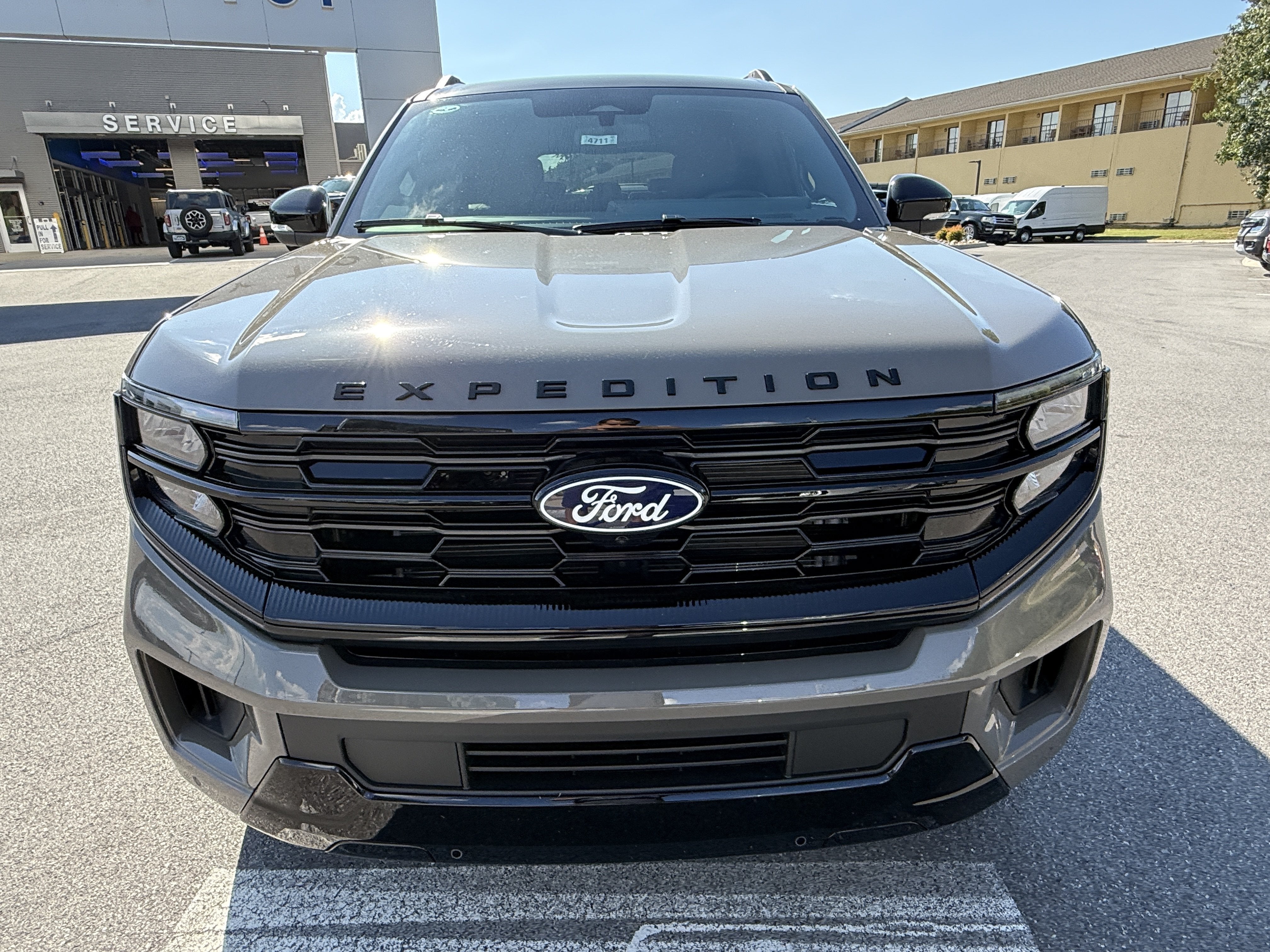 2027 Ford Expedition Max Platinum