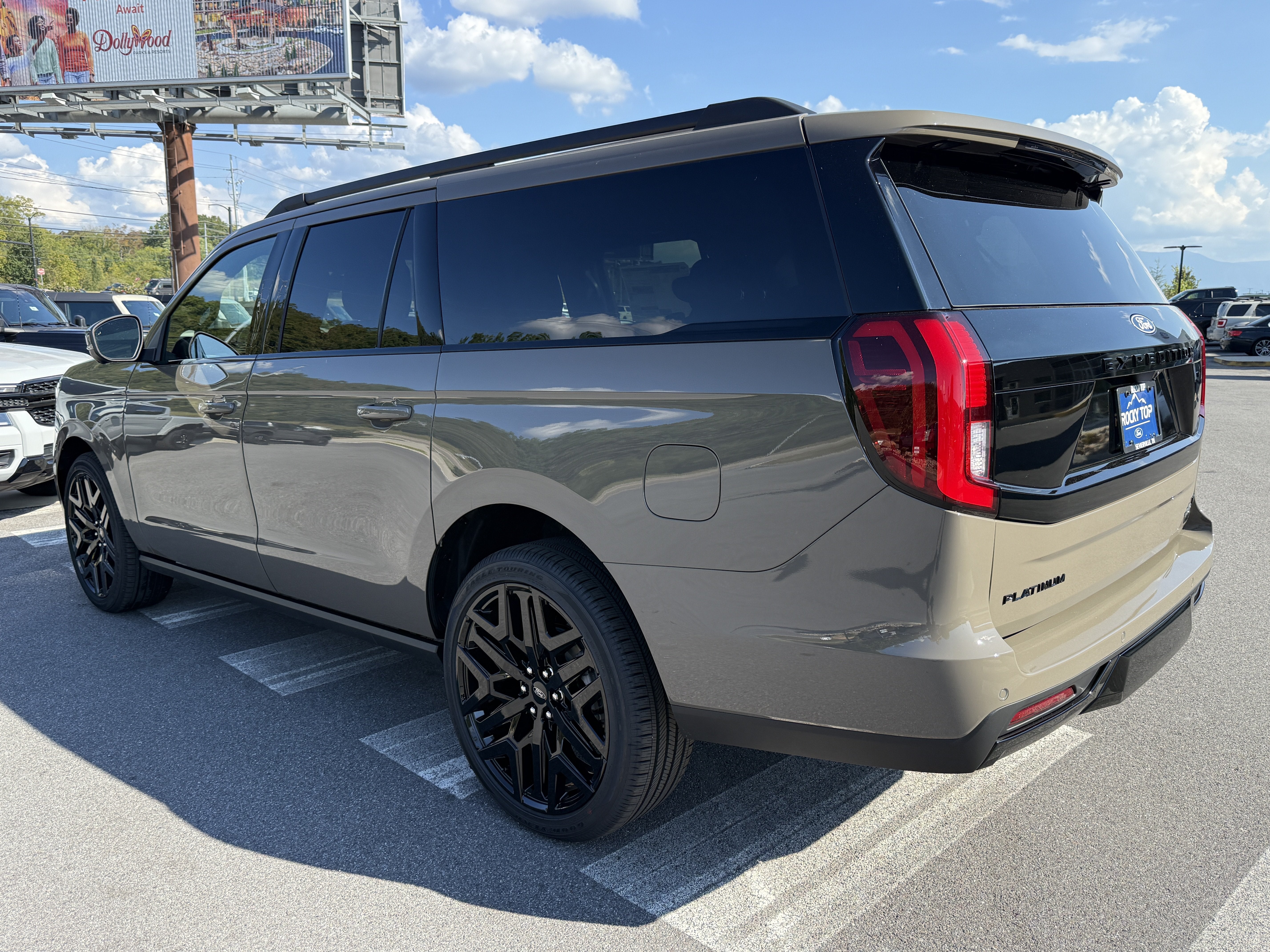 2027 Ford Expedition Max Platinum