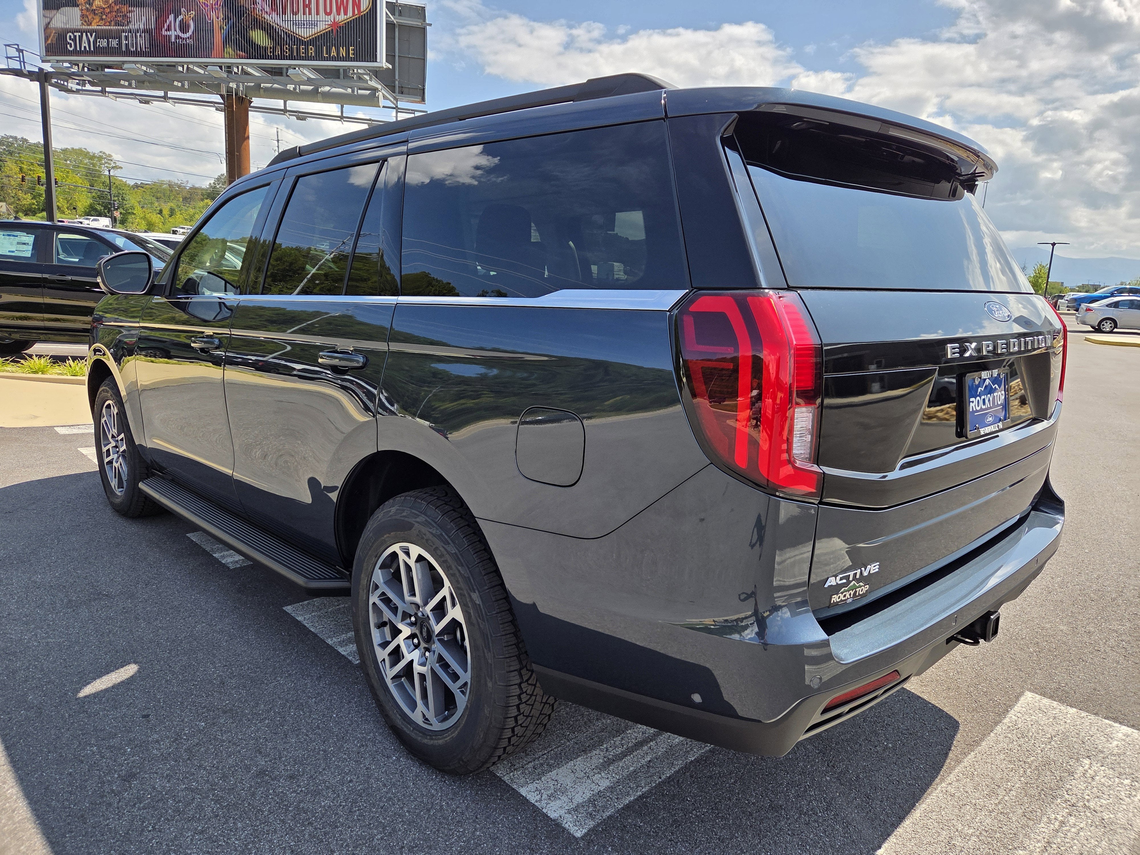 2025 Ford Expedition Active