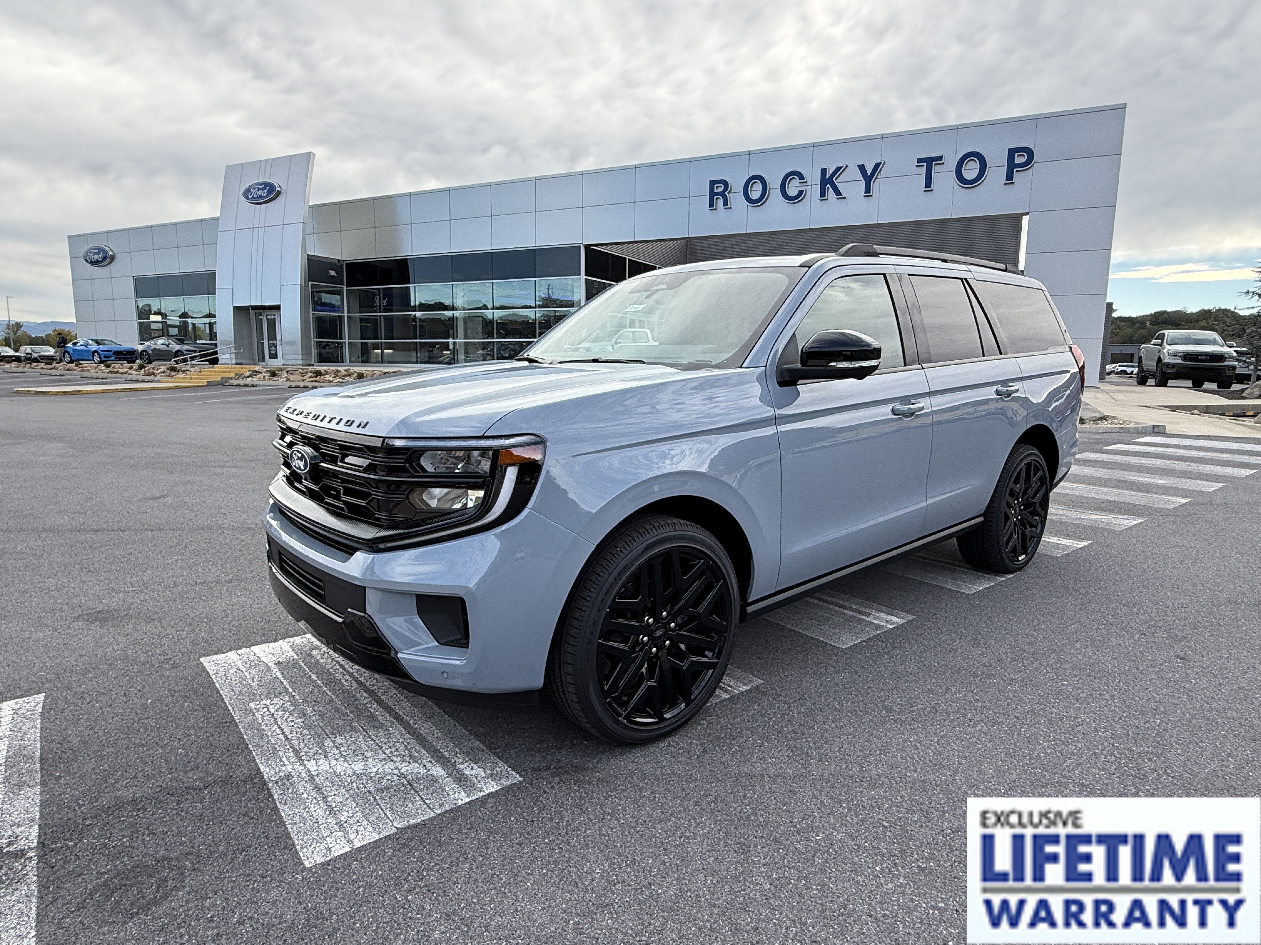 2027 Ford Expedition Platinum