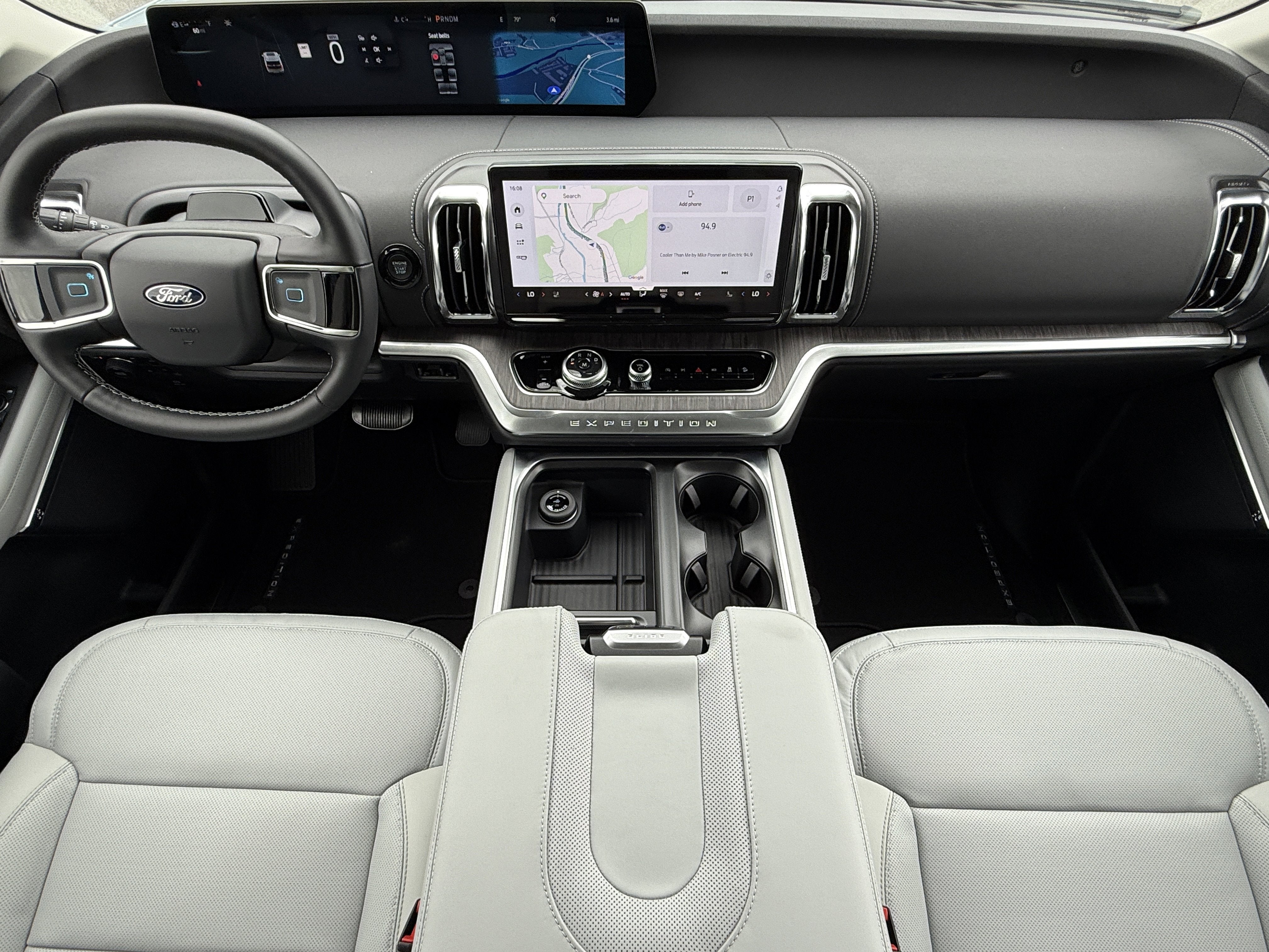 2026 Ford Expedition Platinum