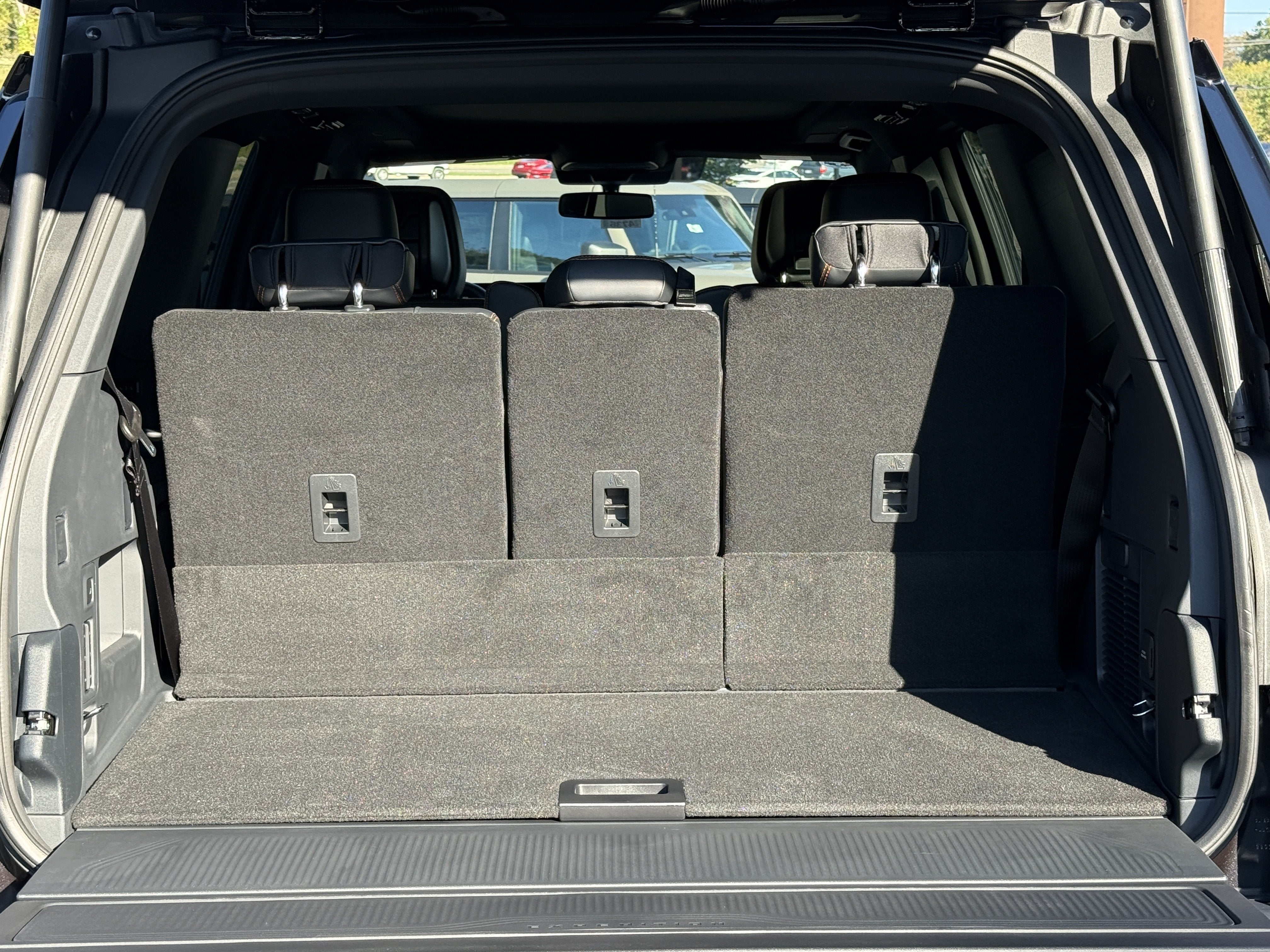 2027 Ford Expedition Tremor