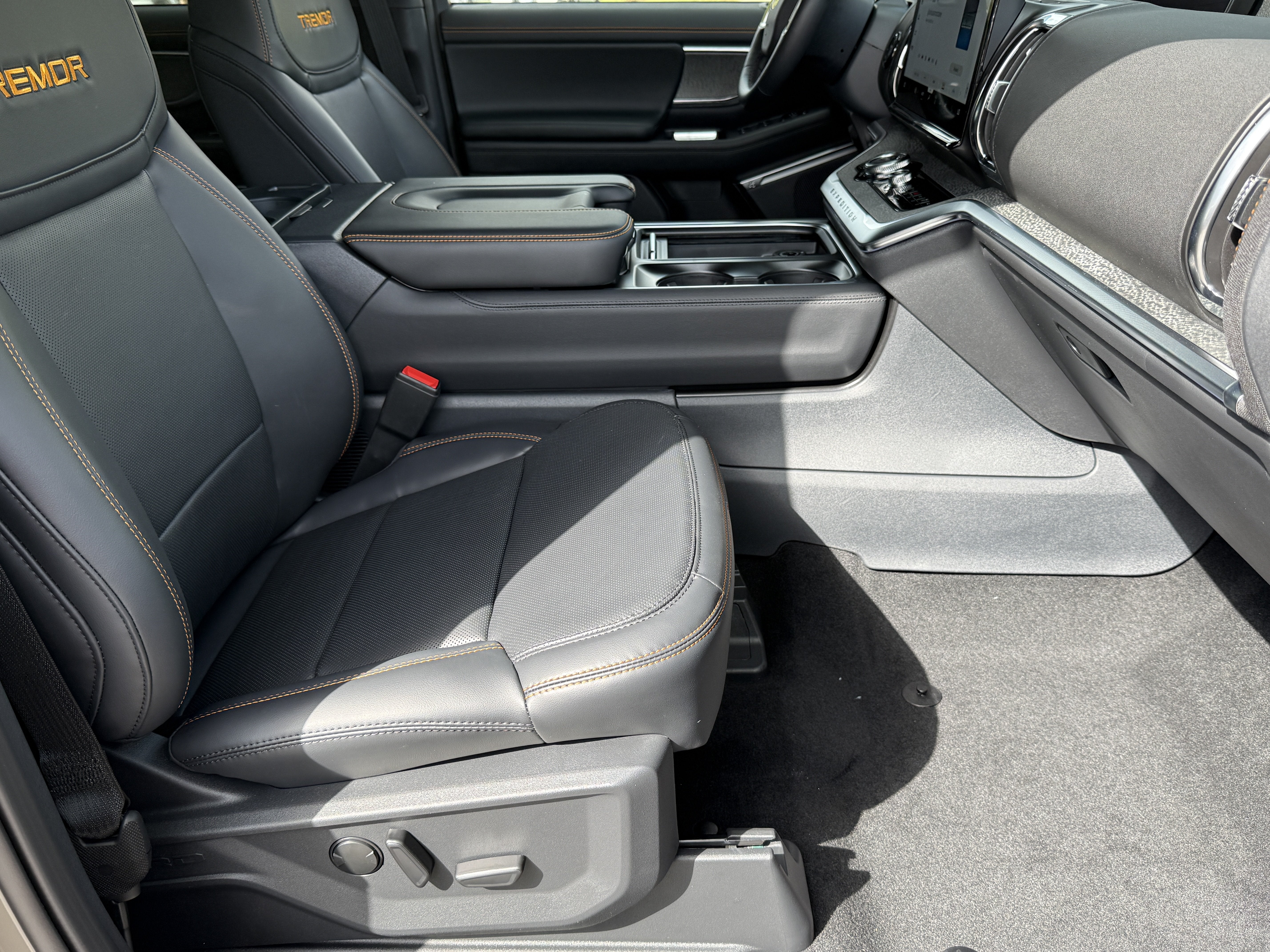 2027 Ford Expedition Tremor