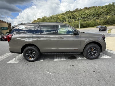 2027 Ford Expedition Tremor