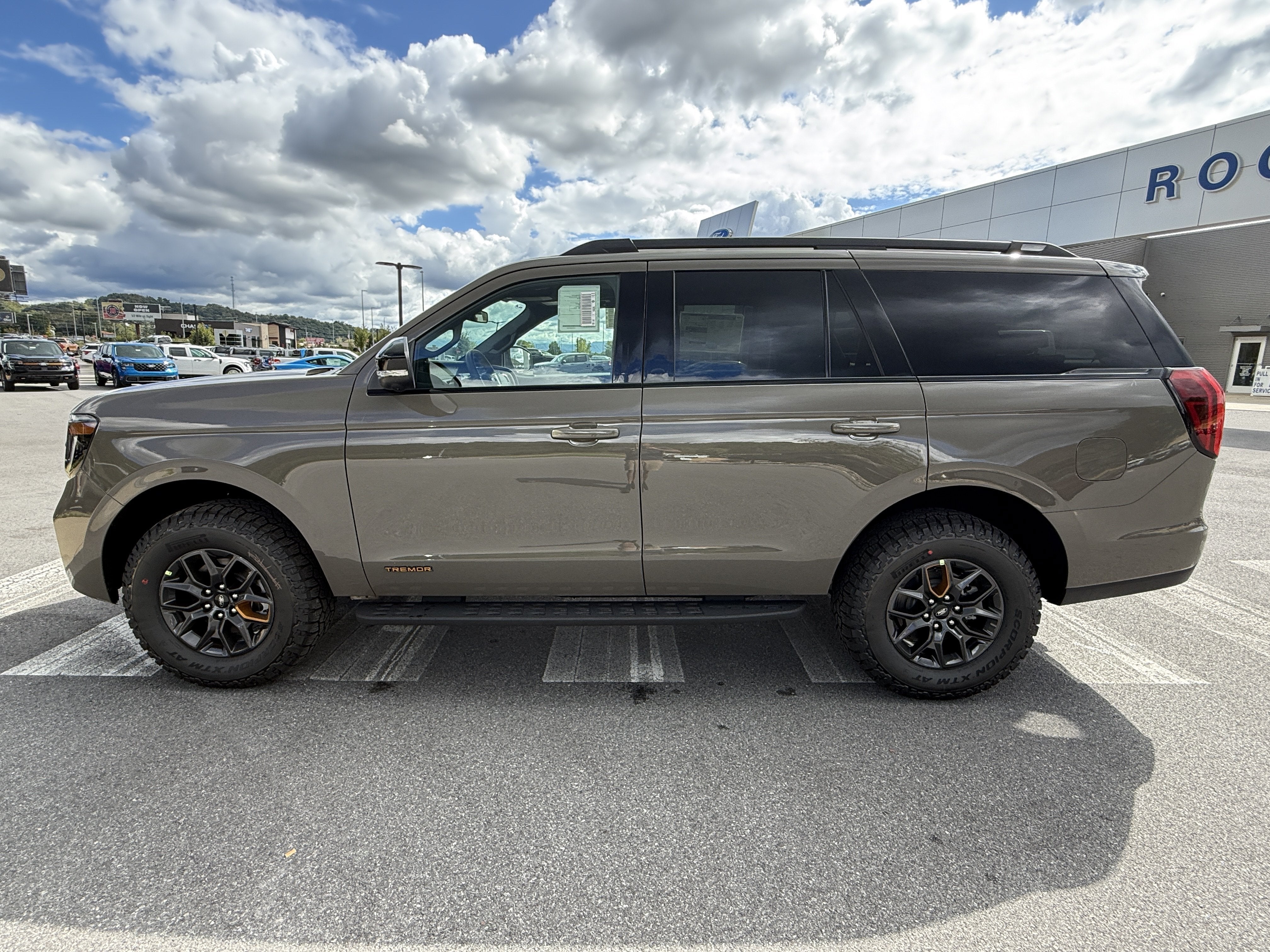 2027 Ford Expedition Tremor