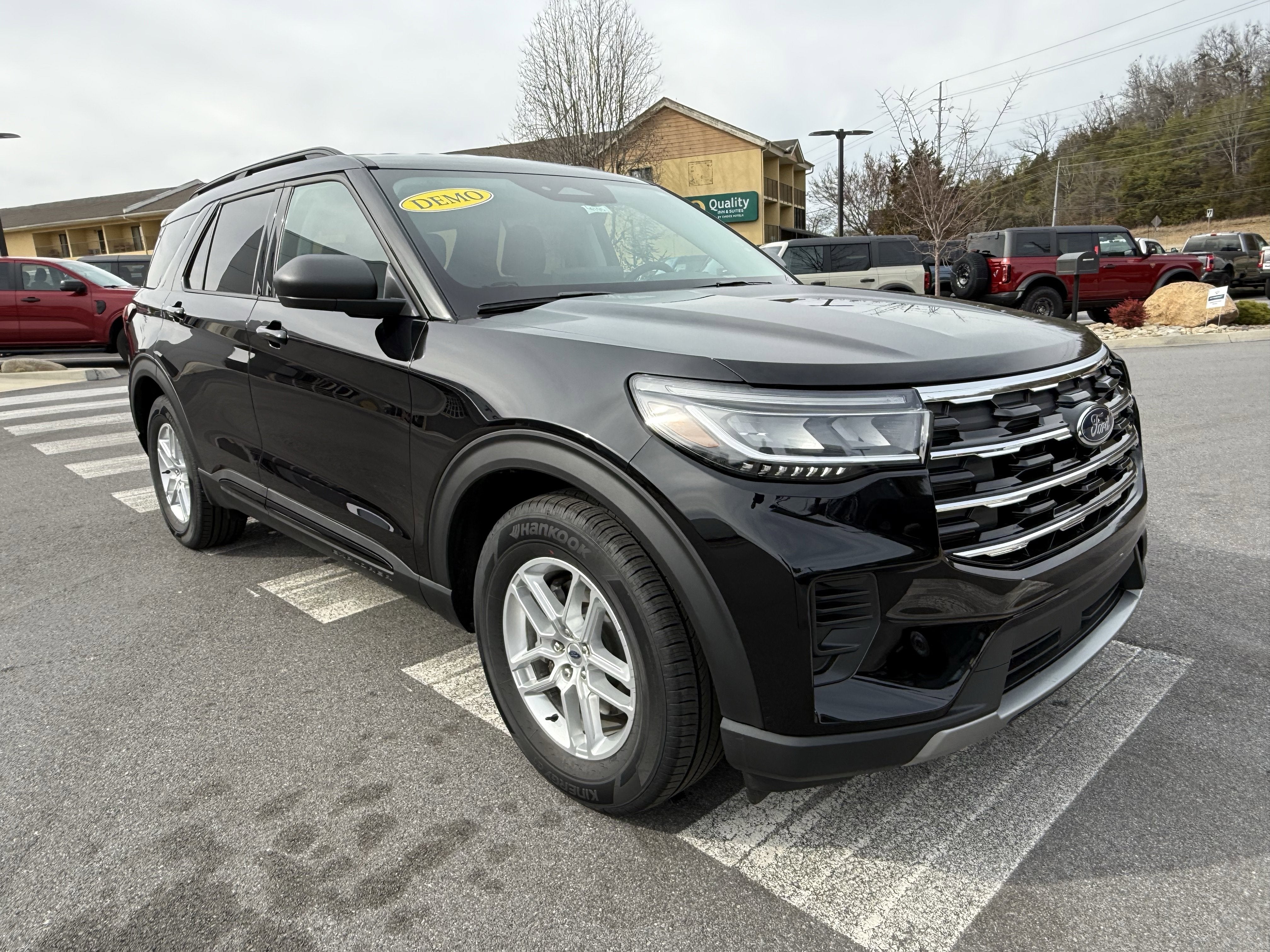 2026 Ford Explorer Active w/200A Pkg