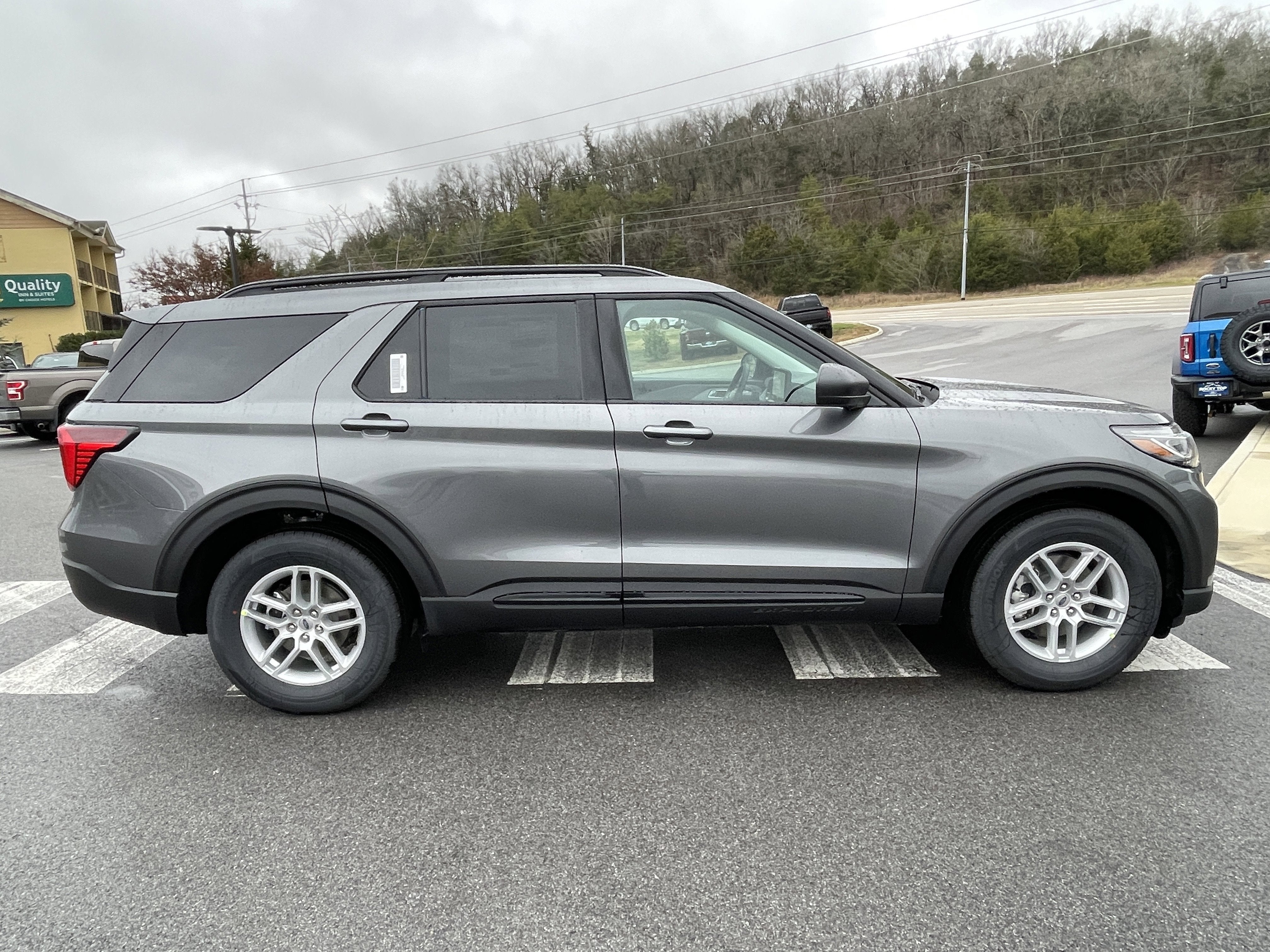 2026 Ford Explorer Active w/200A Pkg
